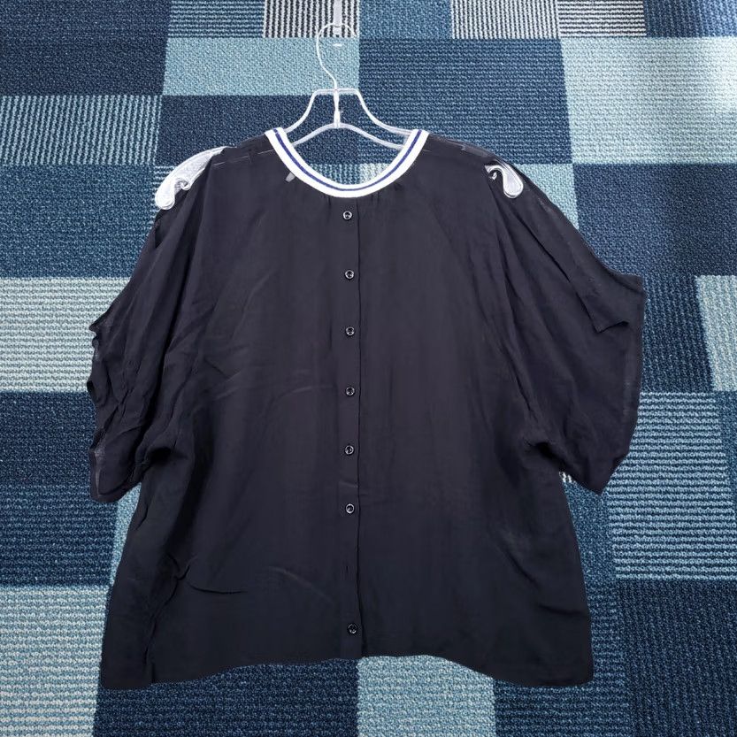 Diesel Diesel Blouse Womens M Black Round Neck Short Sleeve Slit Sleeve Button Ribbed Back Size M / US 6-8 / IT 42-44 - 1 Thumbnail