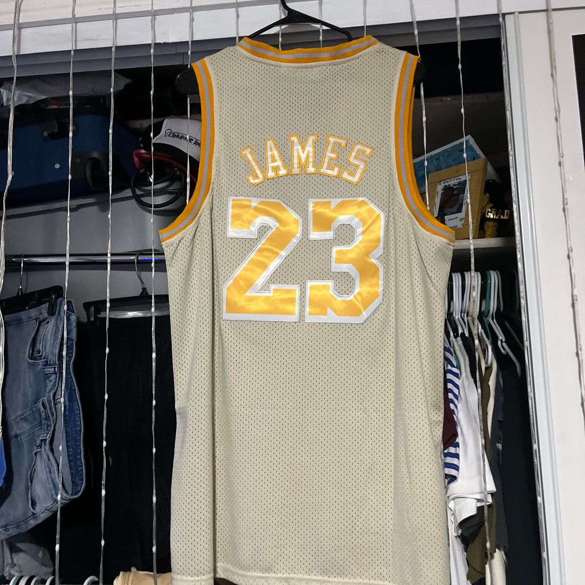 Mitchell & Ness yellow and tan colored lakers #23 lebron hardwood classic Size US XXL / EU 58 / 5 - 3 Thumbnail