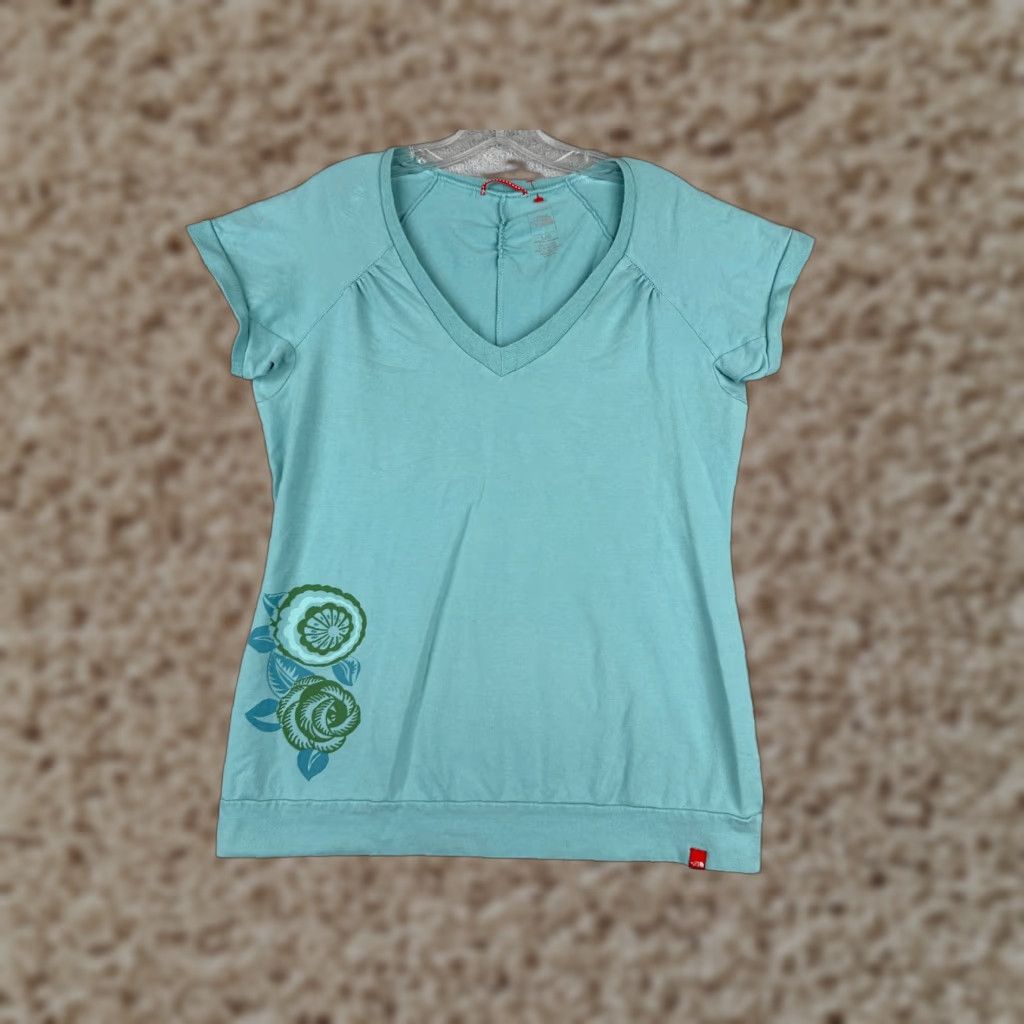 The North Face The North Face Shirt Women L Blue Floral Short Sleeve V-Neck Cotton Blend Size L / US 10 / IT 46 - 1 Thumbnail