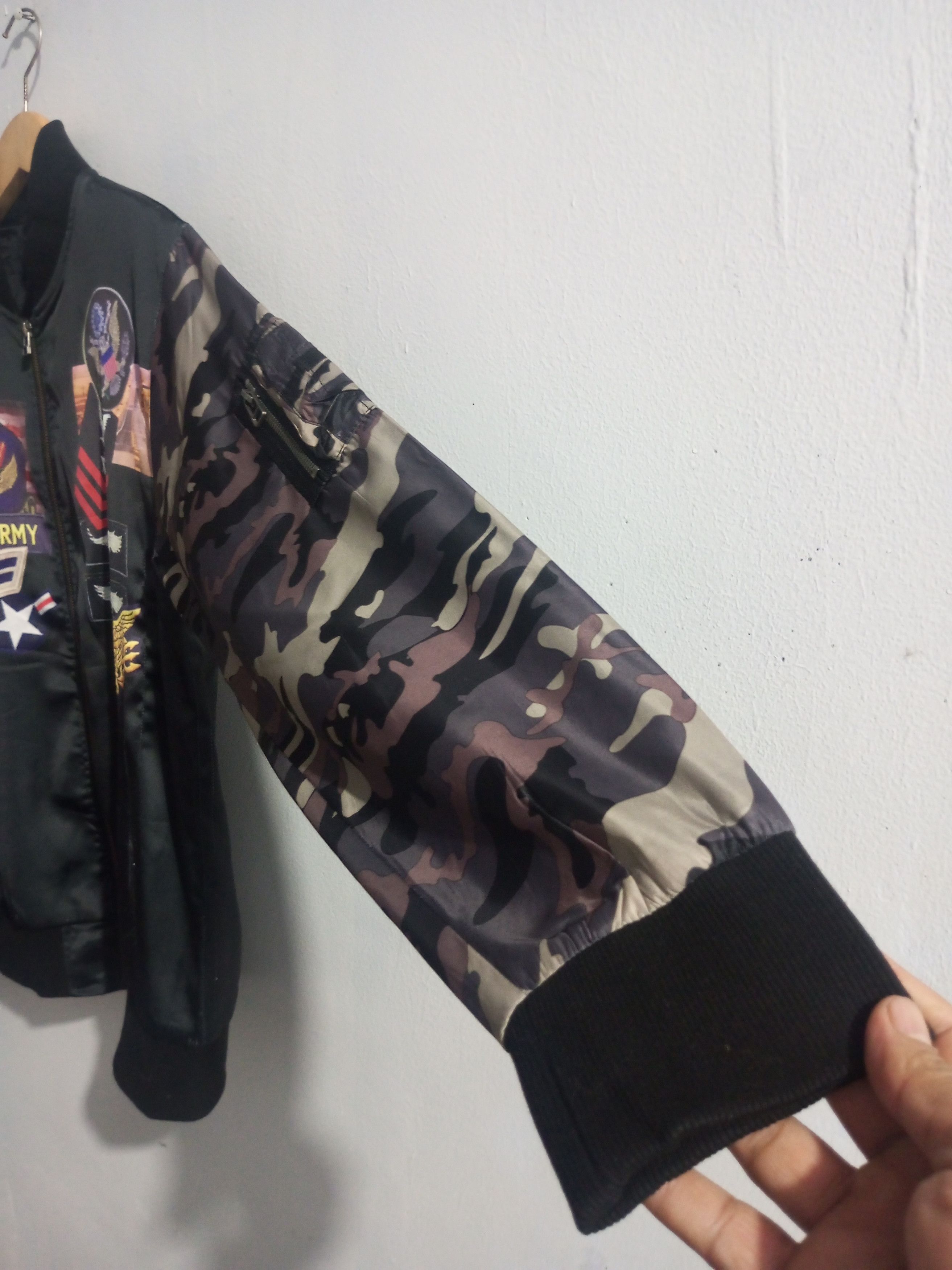20471120 In the attic military camo bombers jacket Size US L / EU 52-54 / 3 - 3 Thumbnail