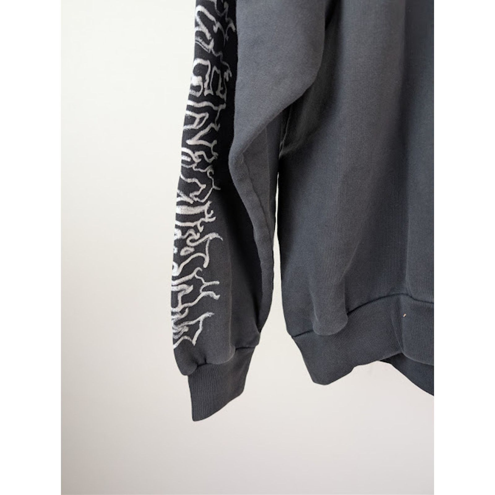 Balenciaga o1rshd1 Q:2 / DIY Metal Outline Large Fit Hoodie Faded Black Size US XL / EU 56 / 4 - 11 Thumbnail