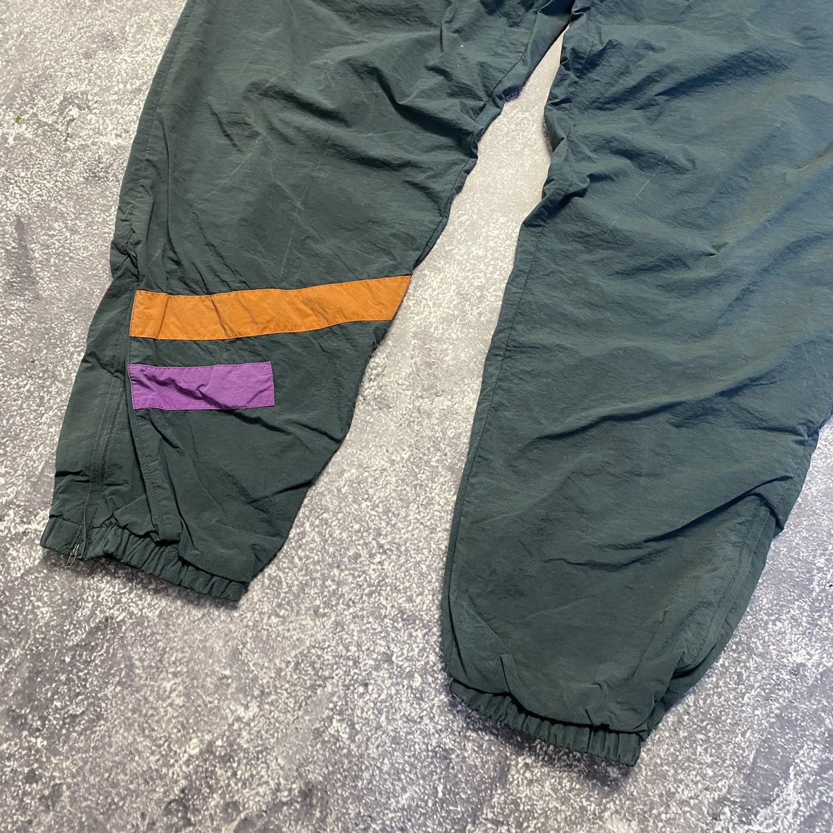 Vintage Vintage 90’s Nike Court Small Swoosh Rare Nylon pants Size US 36 / EU 52 - 4 Thumbnail