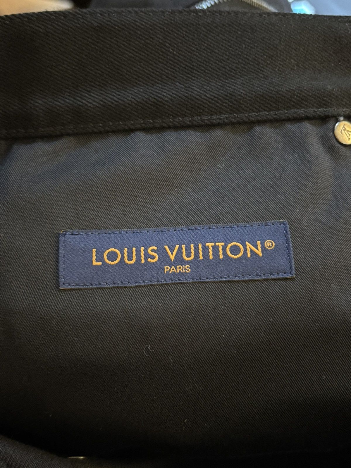 Louis Vuitton Louis Vuitton Graffiti Print Cargo Jeans - Size 30 Size US 30 / EU 46 - 10 Thumbnail
