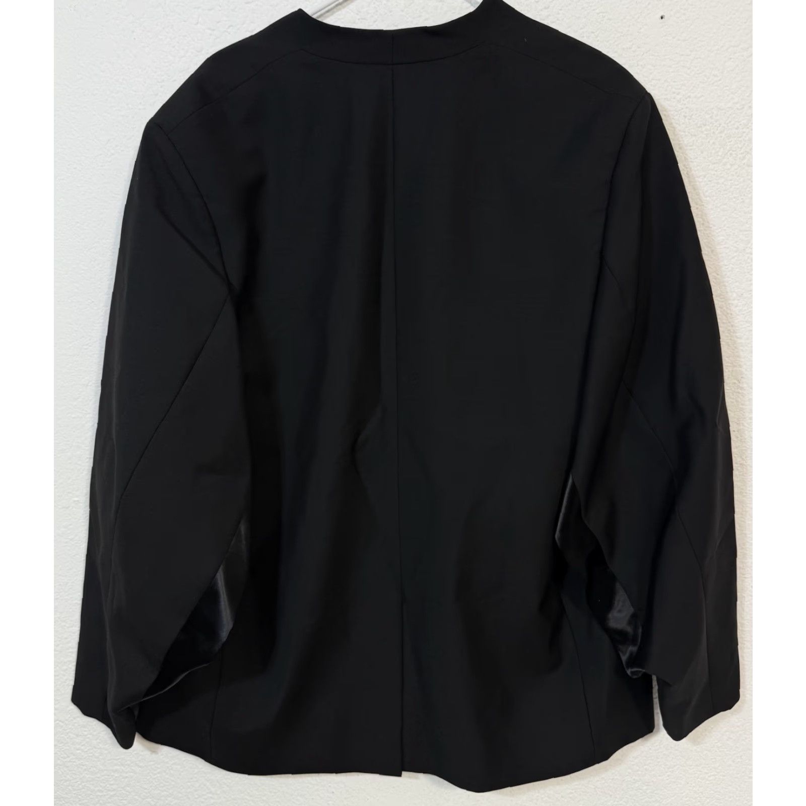 ROKSANDA Roksanda Blazer Sport Coat Womens 14 UK 18 Black Wool Blend Open Sleeves 3/4 Lined Wool Blend Black 14 Womens Blazer Sports Occasion 90s Style Womens Size XL / US 12-14 / IT 48-50 - 6 Thumbnail
