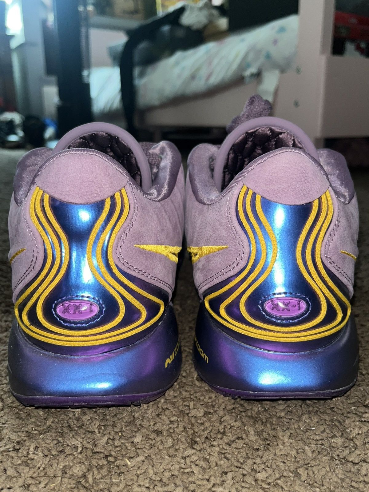 Nike Size 15 Nike Men's Lebron 21 Dragon Pearl - VNDS, No Box Size US 15 / EU 48 - 5 Thumbnail