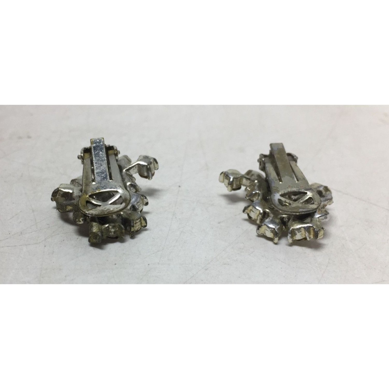 Other Women's Vintage Silver Tone Clip On Earrings with Rhinestone Size ONE SIZE - 5 Thumbnail