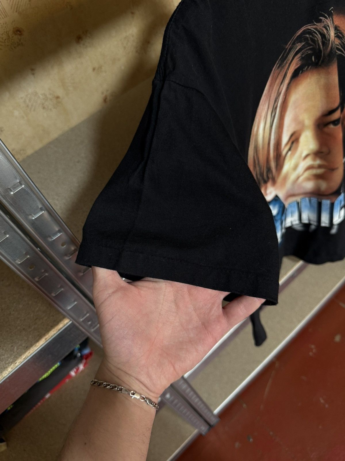 Vintage VINTAGE 90s LEAONARDO DiCAPRIO TITANIC RETRO MOVIE T-SHIRT Size US L / EU 52-54 / 3 - 6 Thumbnail