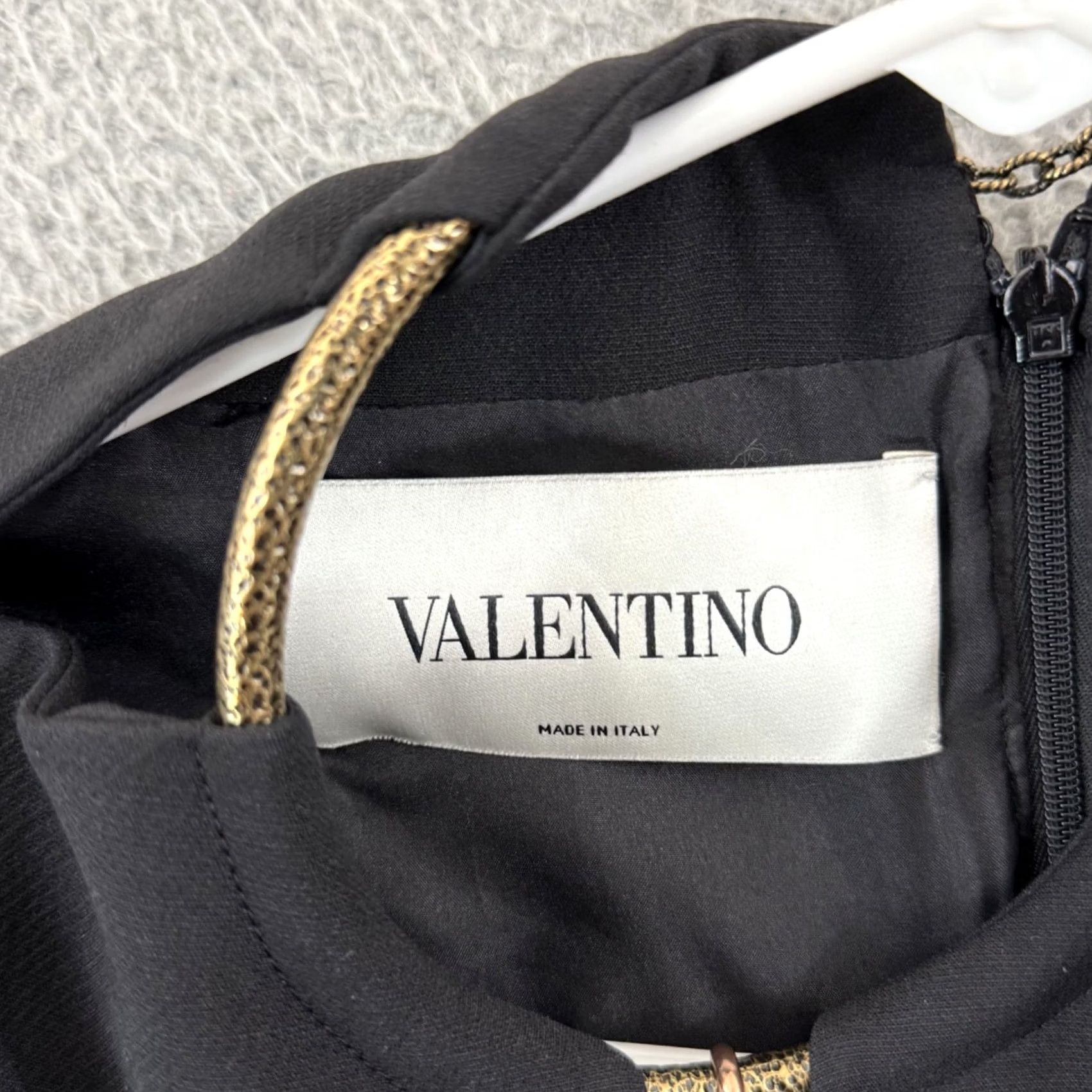 Valentino VINTAGE Valentino Spa Dress Women 4 Black Crepe Couture A Line Mini Zip Wool Silk Sheath Size S / US 4 / IT 40 - 5 Thumbnail
