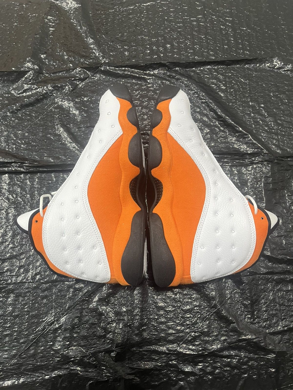 Jordan Brand × Nike Air Jordan 13 ( Starfish) Size US 10 / EU 43 - 2 Thumbnail