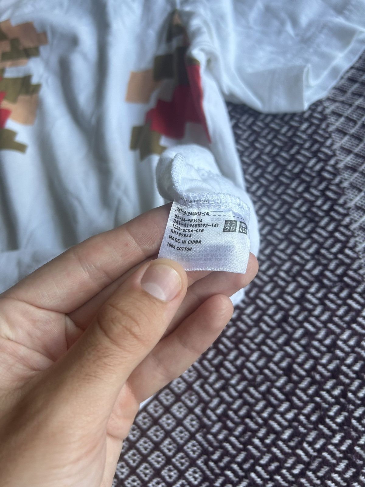 Uniqlo Uniqlo x Nintendo Mario T-shirt Streetwear Style Size S Size US S / EU 44-46 / 1 - 7 Thumbnail