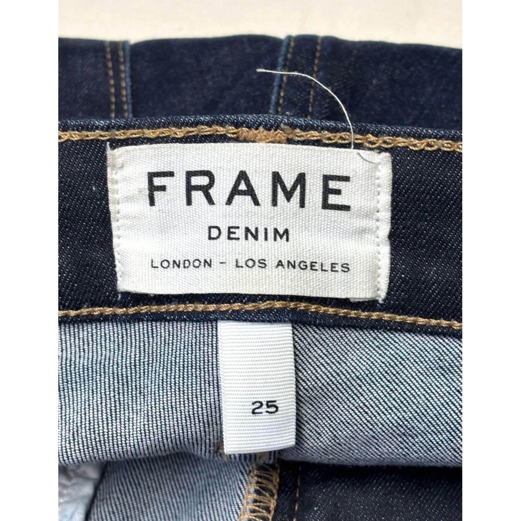 Frame FRAME Le Skinny de Jeanne Edgerton Dark Wash Jeans 25X28 Women Regular 5-Pocket Denim Slim Stretch Distressed Button Zip Blue Size 42" / US 20 - 5 Thumbnail