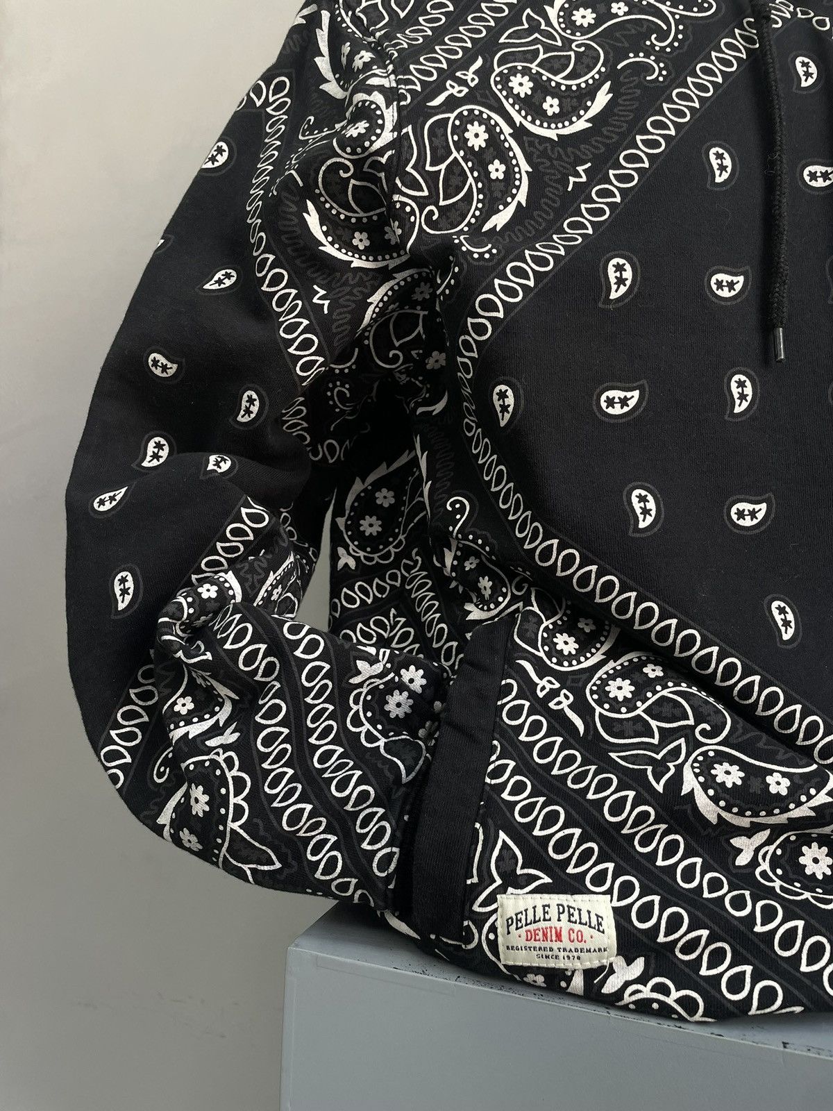 Pelle Pelle Rare Pelle Pelle rap hoodie sk8 hype southpole style Size US M / EU 48-50 / 2 - 6 Thumbnail