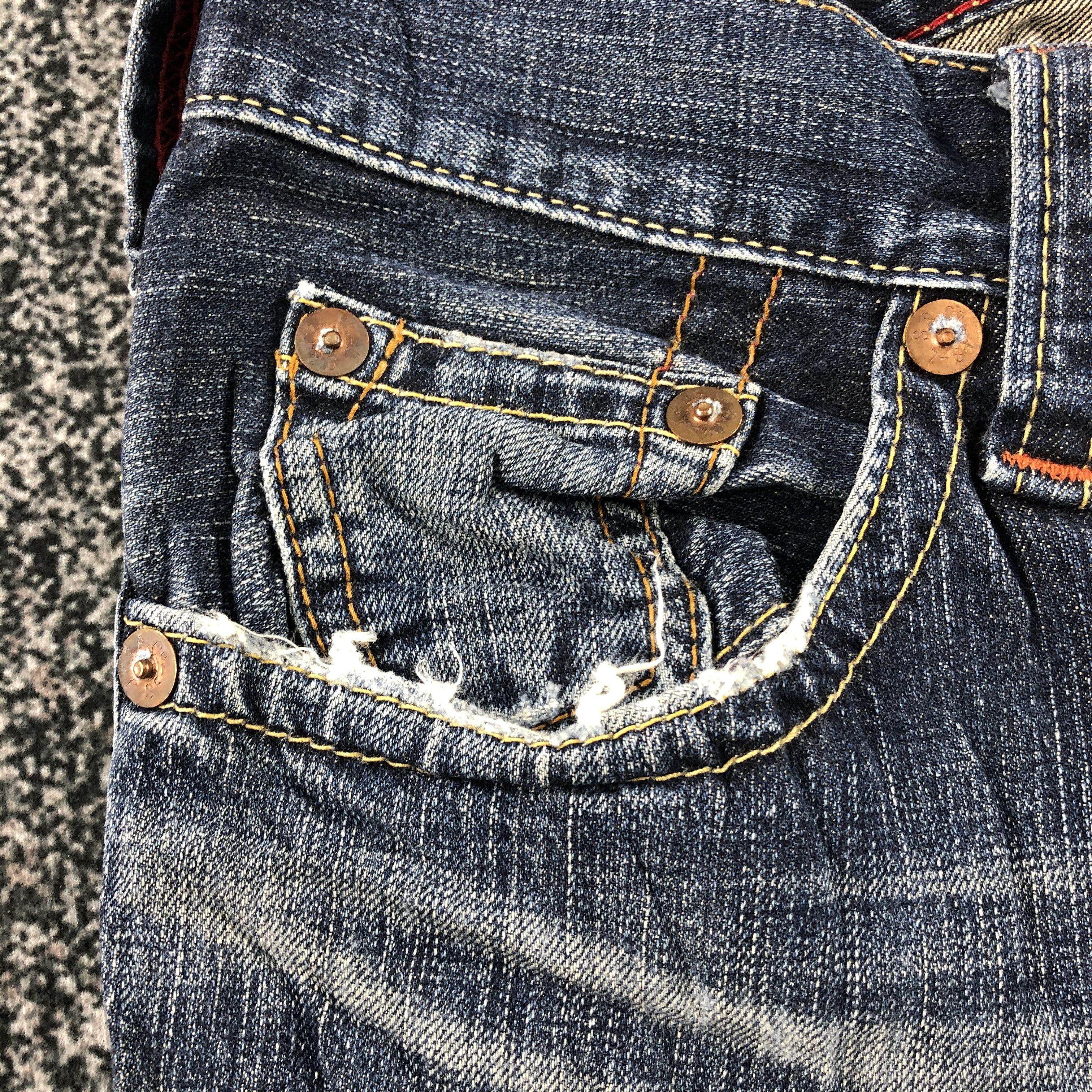 Levi's Vintage Levi's 507 Jeans Dark Wash Denim KJ927 Size US 30 / EU 46 - 11 Thumbnail