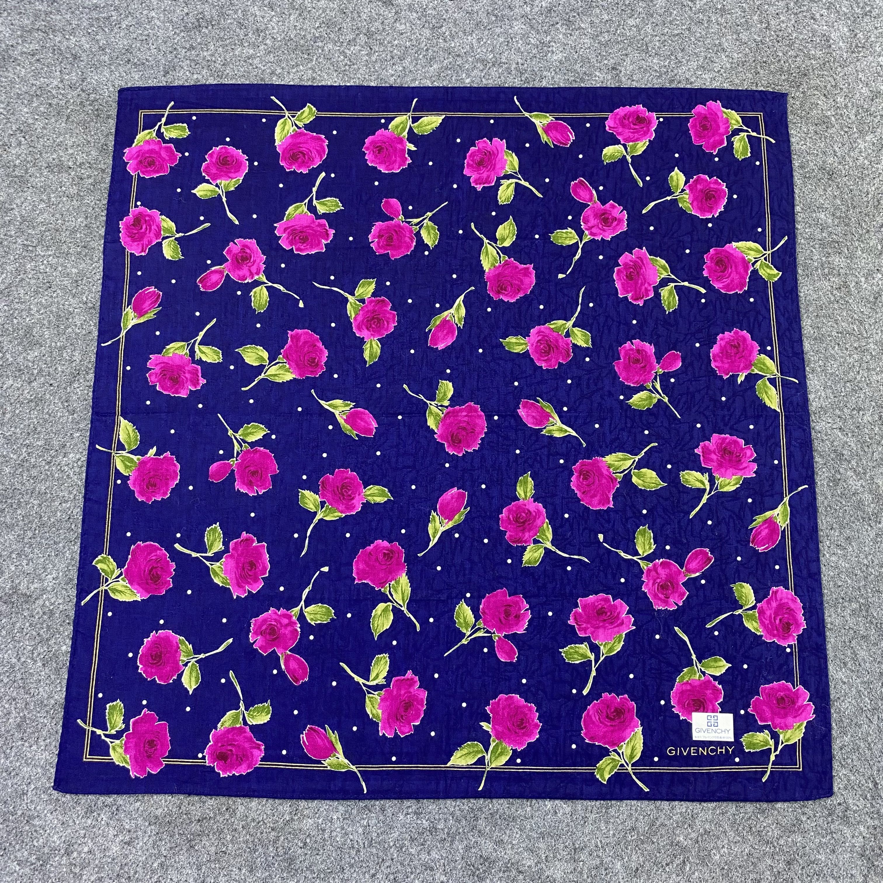 Givenchy Givenchy Handkerchief Neckerchief Bandana-B2014 Size ONE SIZE - 3 Thumbnail