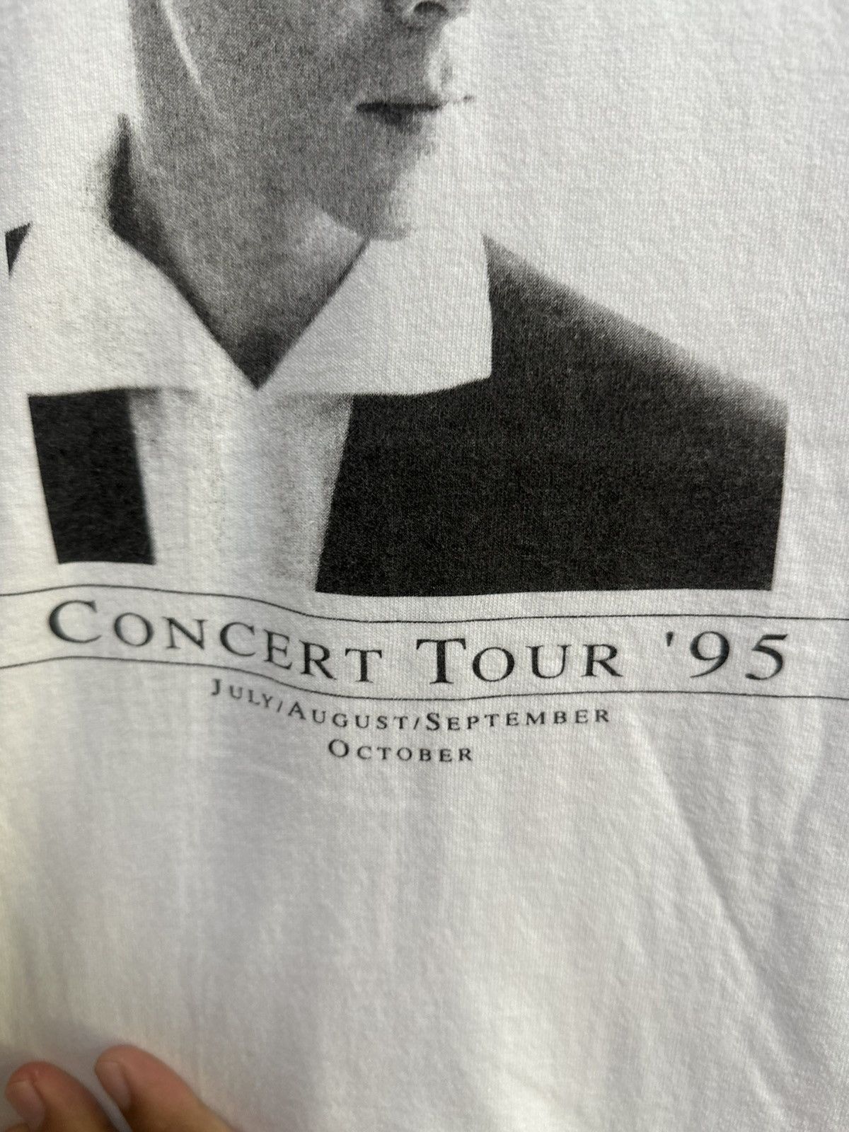 Band Tees Thrashed Vintage 90s Hiromi Go Concert Tour ‘95 Tee Size US L / EU 52-54 / 3 - 3 Thumbnail