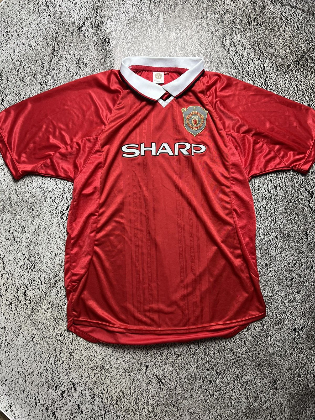 Other 1997-1999 Manchester United official merchandise jersey Size US XL / EU 56 / 4 - 1 Thumbnail