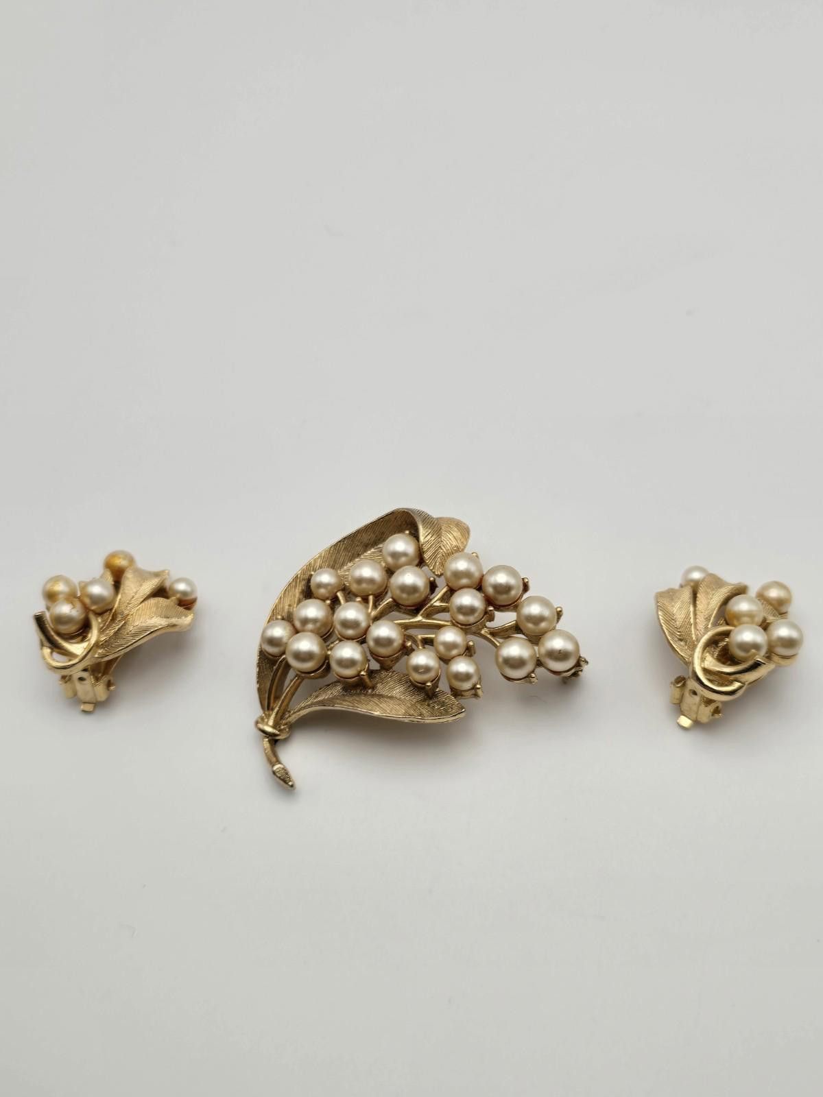 Other Vintage Lisner Faux Pearl Brooch & Earring Set Size ONE SIZE - 1 Thumbnail