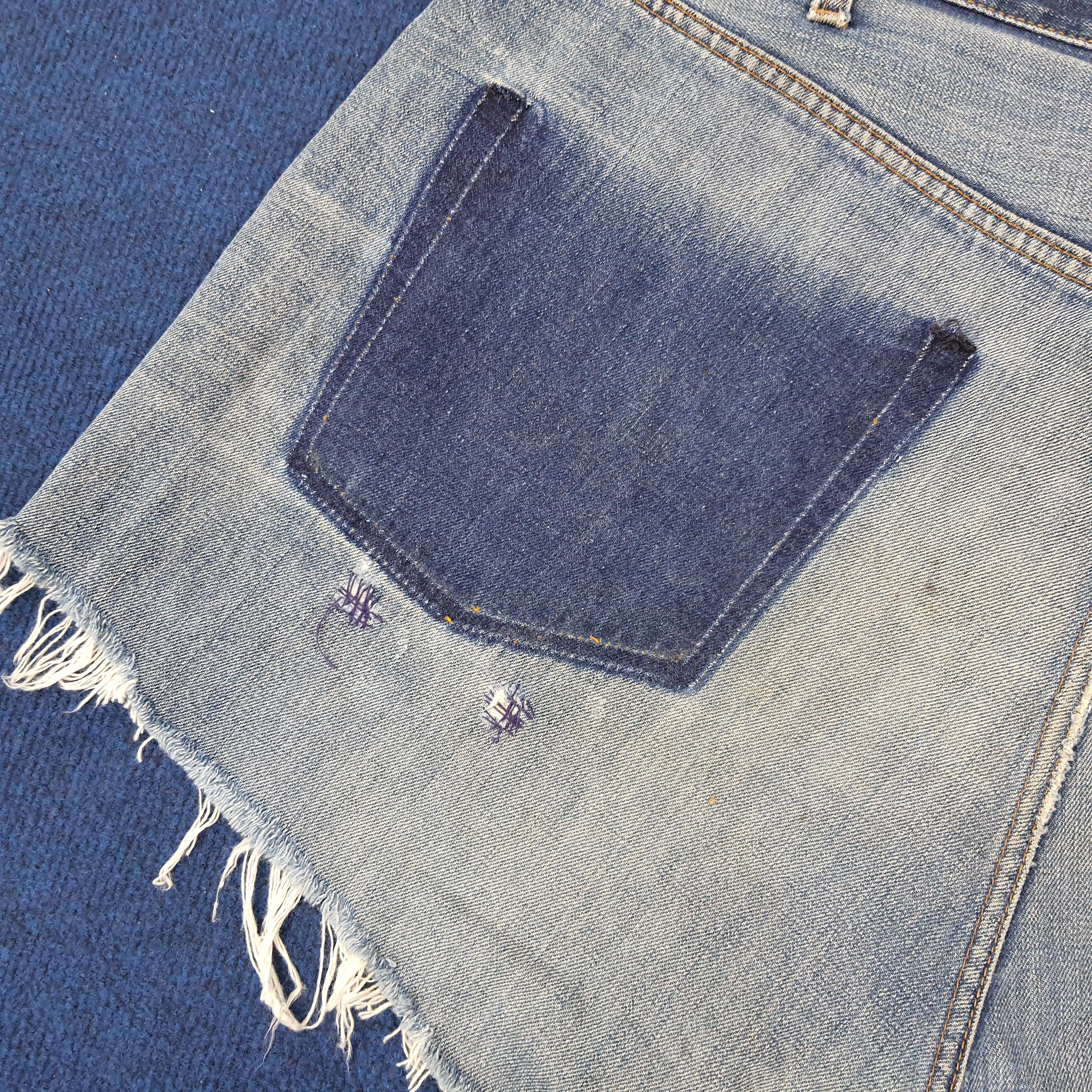 Vintage Levi's Strauss Short Denim Pants C235N31
