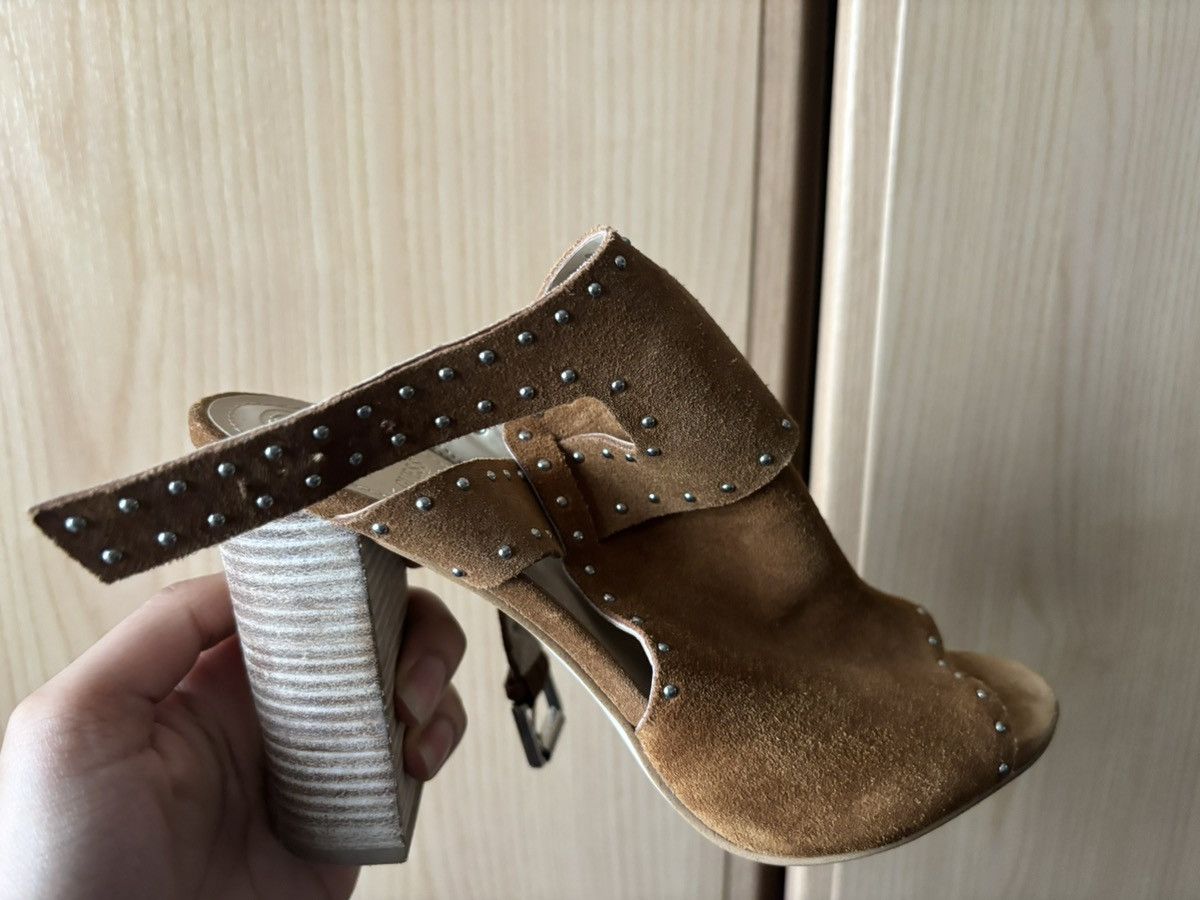 Guess GUESS Tan Suede Block Heel with Silver Studs – Size UK 8 Size US 10.5 / IT 40.5 - 8 Thumbnail