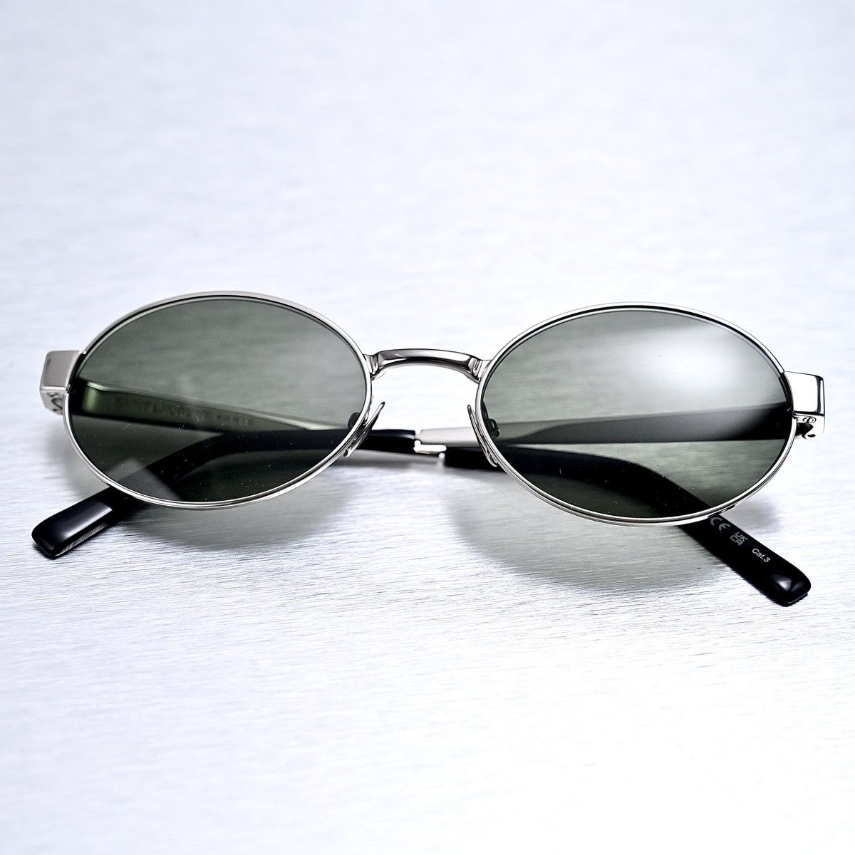 Yves Saint Laurent SAINT LAURENT SL 692 SUNGLASSES Size ONE SIZE - 7 Thumbnail