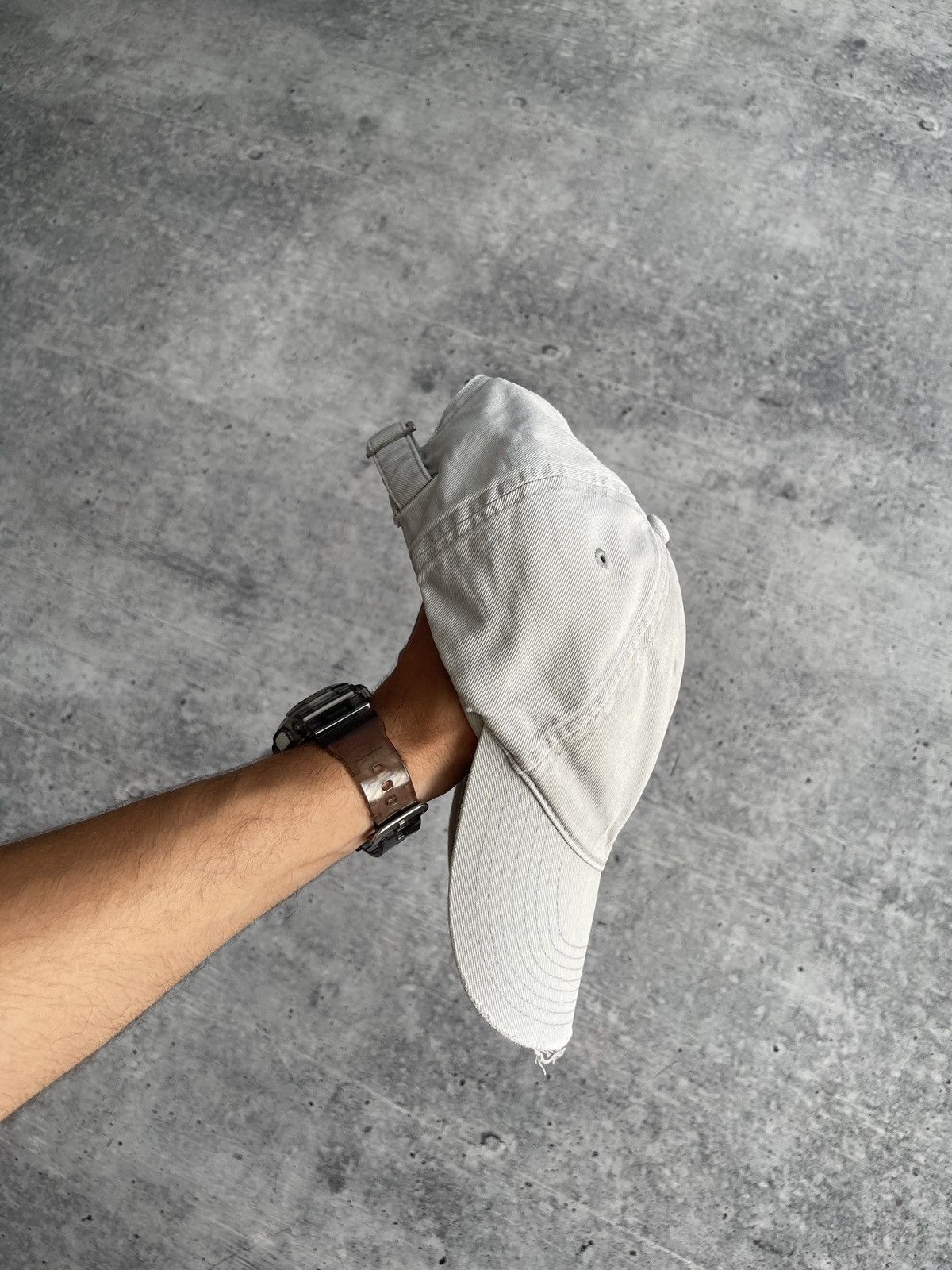 Nike × Vintage Vintage Nike Hat Ca Grey Sports Strap Back Swoosh Logo Y2K Size ONE SIZE - 6 Thumbnail