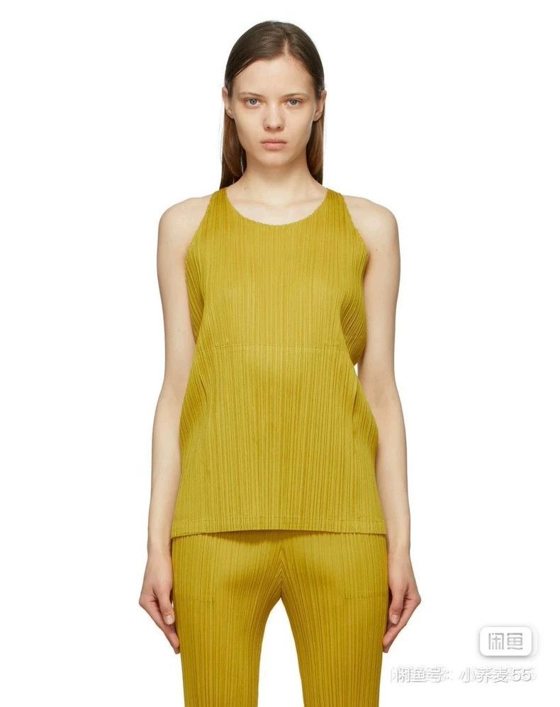 Issey Miyake Issey Miyake size:3 Yellow pleated vest Size L / US 10 / IT 46 - 1 Thumbnail