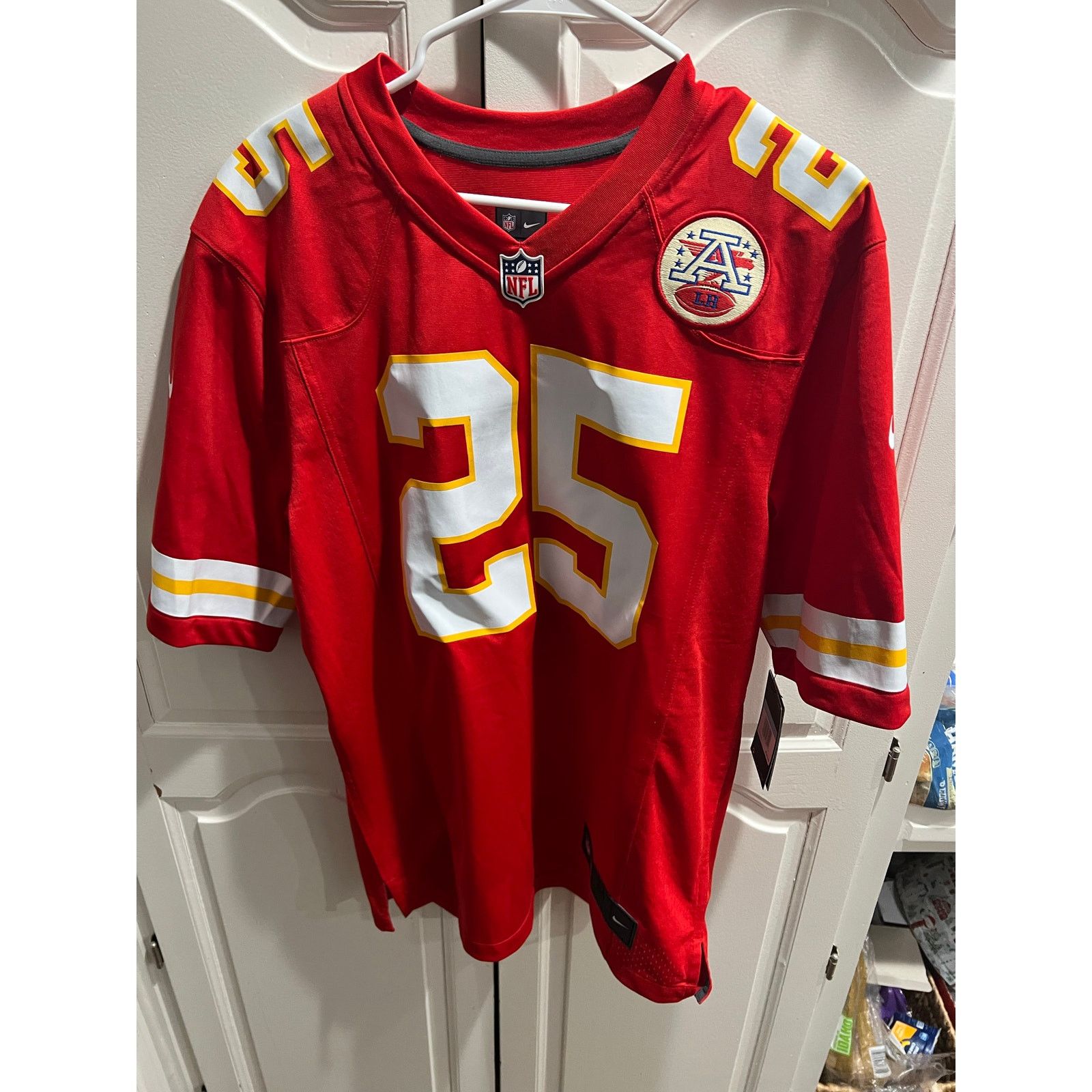 Nike Nike Clyde Edwards-Helaire #25 Chiefs Jersey Men’s M NWT Size US M / EU 48-50 / 2 - 1 Thumbnail