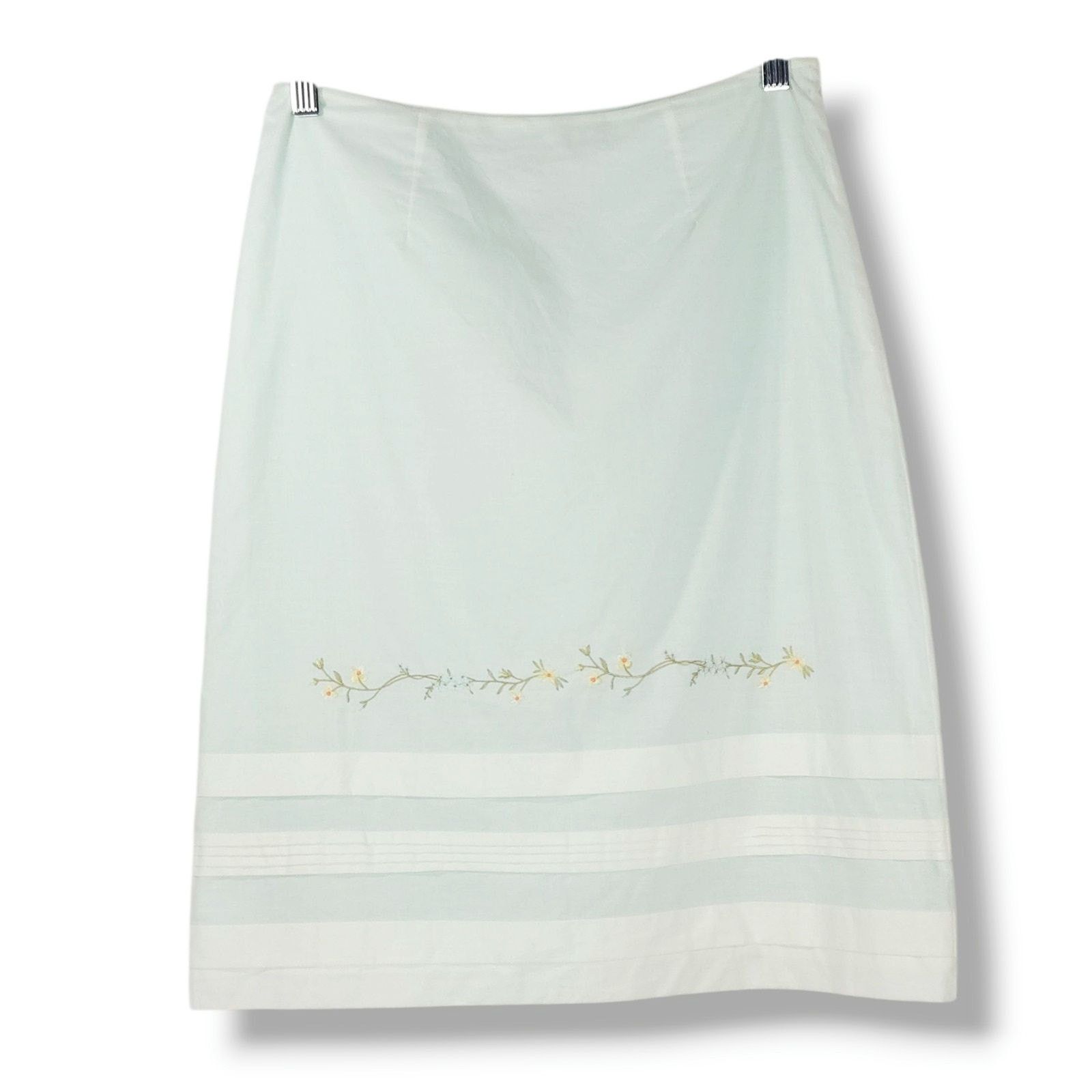 Express Express Embroidered Floral Border Skirt Light Blue White 3/4 Size 27" / US 4 / IT 40 - 1 Thumbnail
