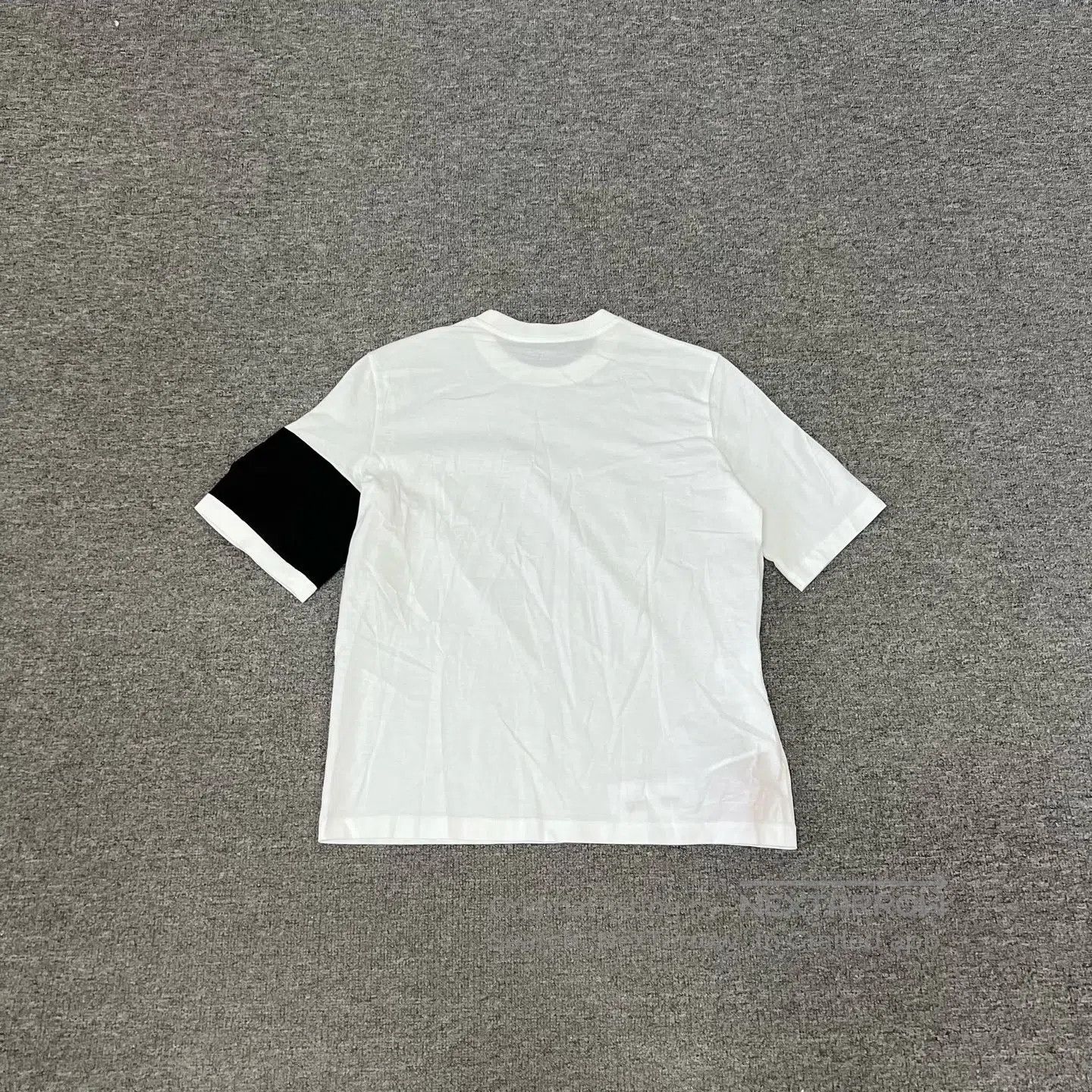 Prada Prada Spliced pocket side label T-shirt| Size US XS / EU 42 / 0 - 2 Thumbnail