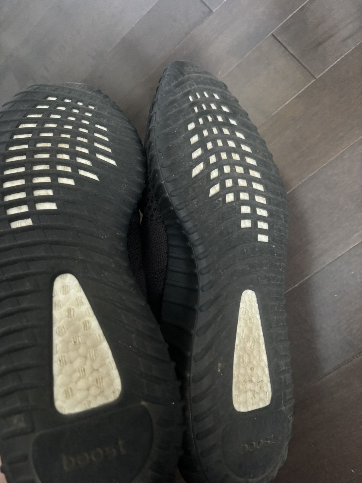 Yeezy Yeezy 350 onyx v2 Size US 11.5 / EU 44-45 - 3 Thumbnail