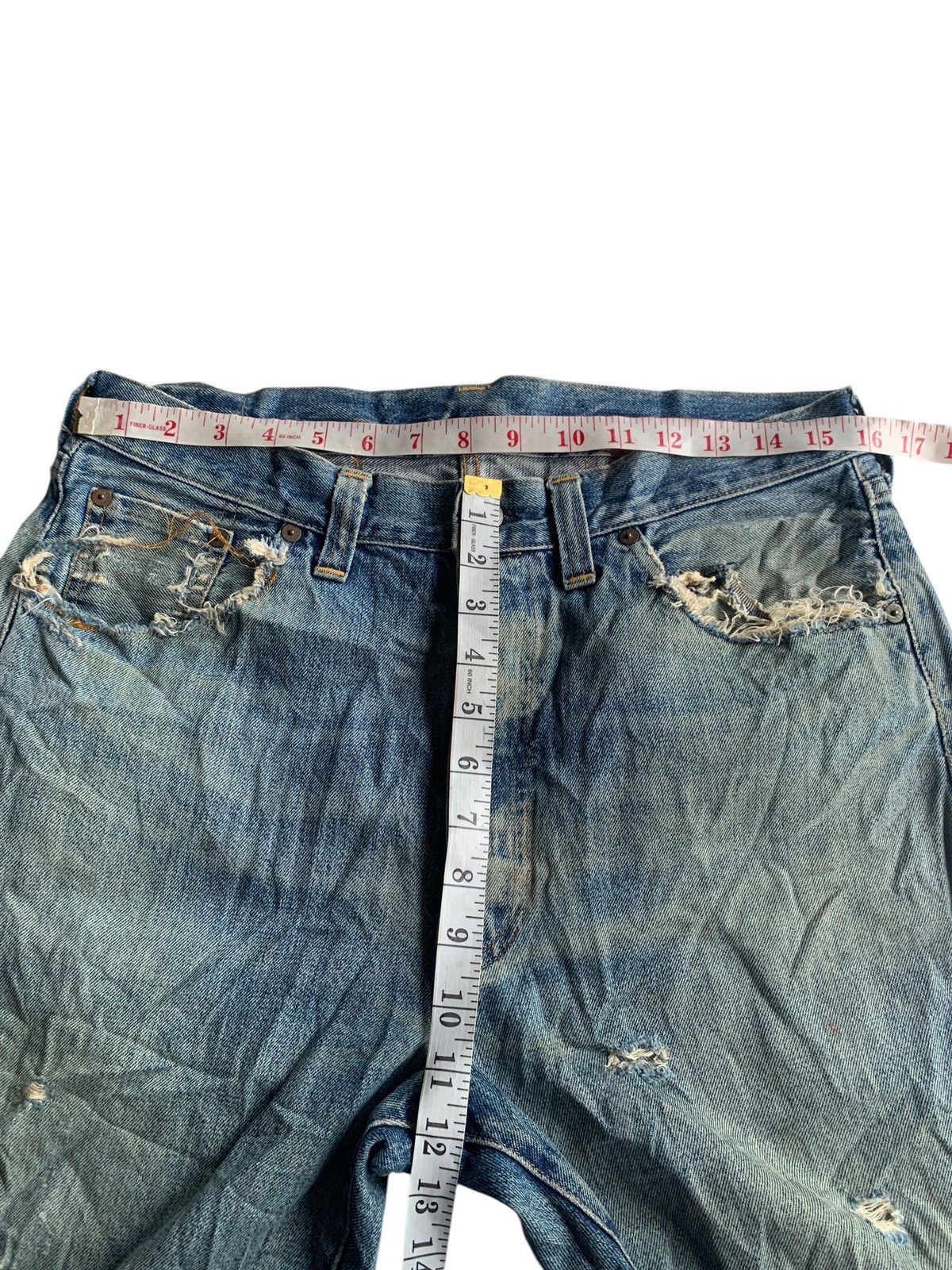 Levi's VINTAGE LEVI’S BIG E SELVEDGE BUCKLE BACK DISTRESSED DENIM Size US 32 / EU 48 - 20 Thumbnail