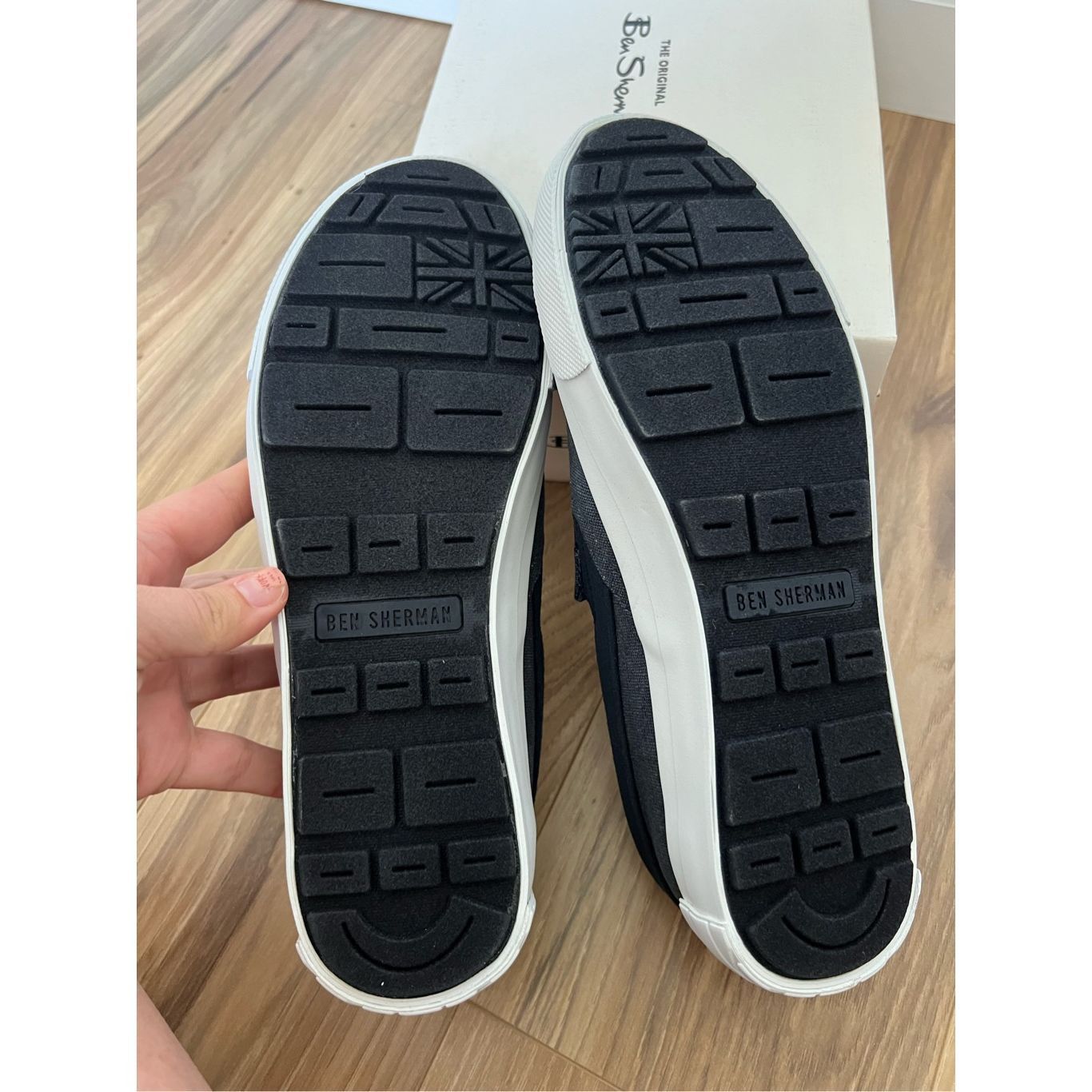 Ben Sherman Ben Sherman NWT canvas Slip-On Casual Shoes sz 8 Size US 8 / EU 41 - 4 Thumbnail