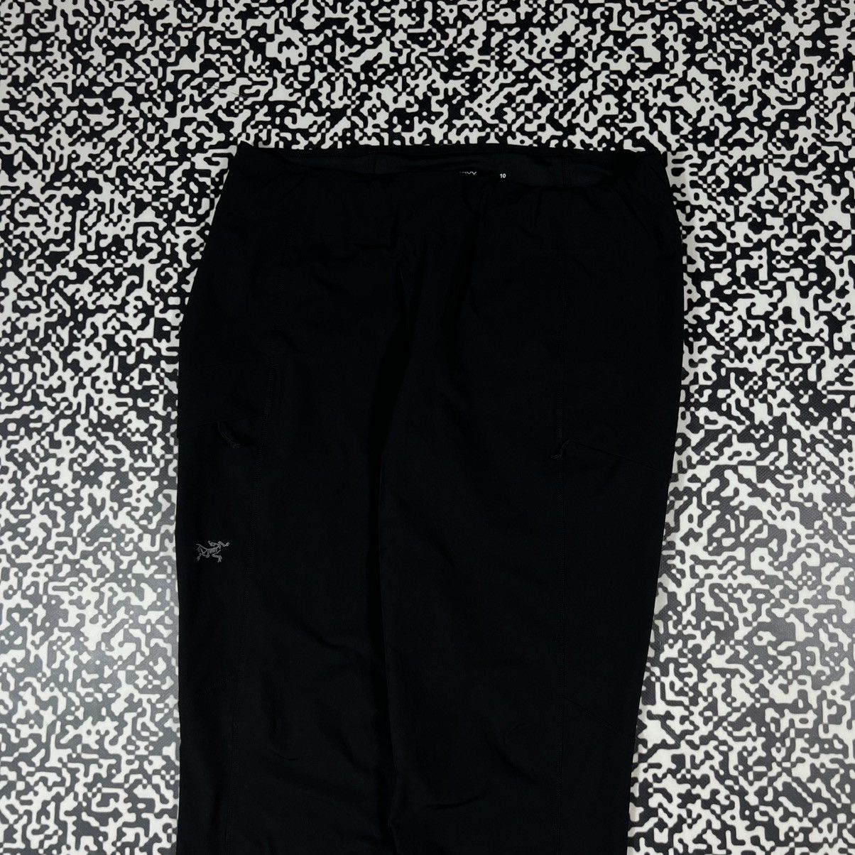 Arc'teryx Arcteryx Sabria Nylon Pants Gorpcore Outdoor Style Size 28" / US 6 / IT 42 - 2 Thumbnail