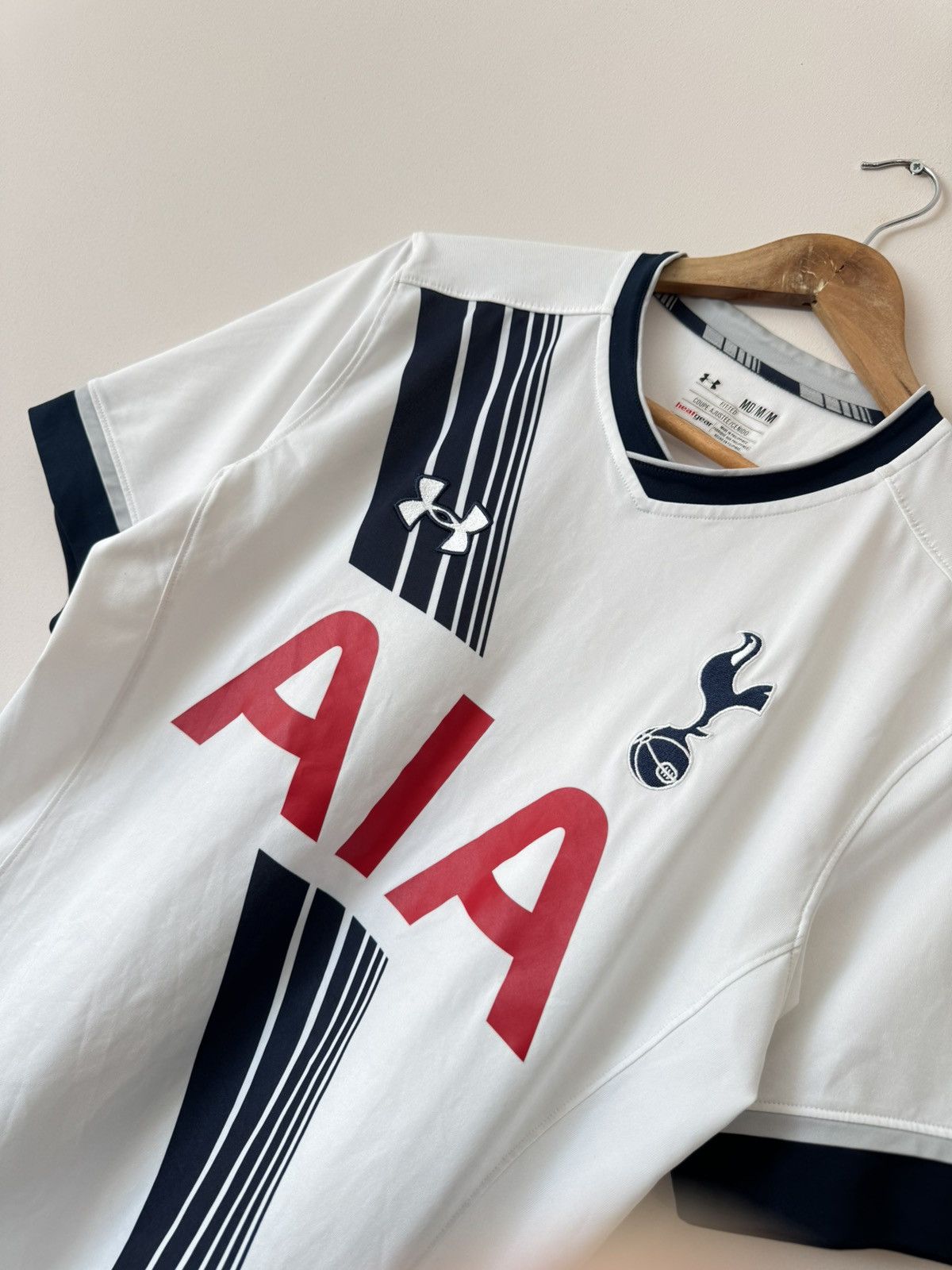 Under Armour Tottenham Hotspur 2015-2016 Home Soccer Jersey Football Kit Size US M / EU 48-50 / 2 - 6 Thumbnail