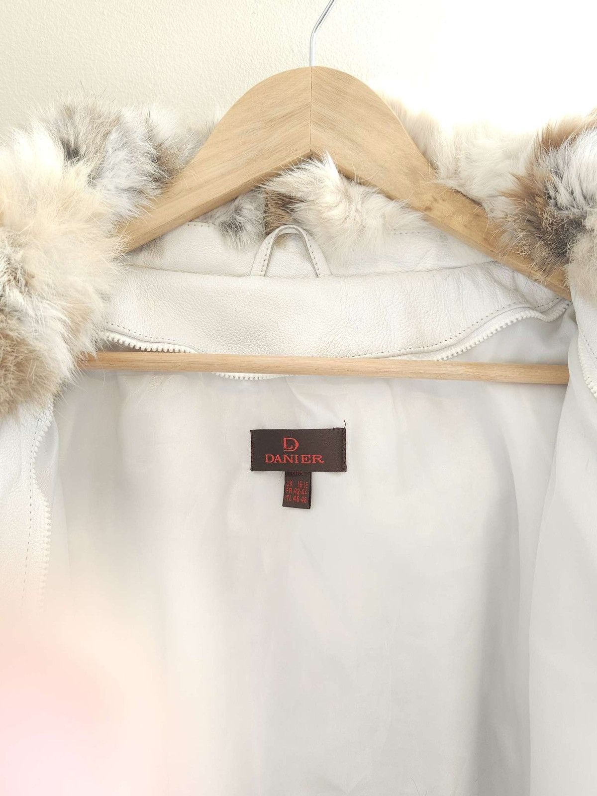 Danier 100% Leather Raccoon Fur Lining Rabbit Hooded Coat By Danier Size M / US 6-8 / IT 42-44 - 11 Thumbnail