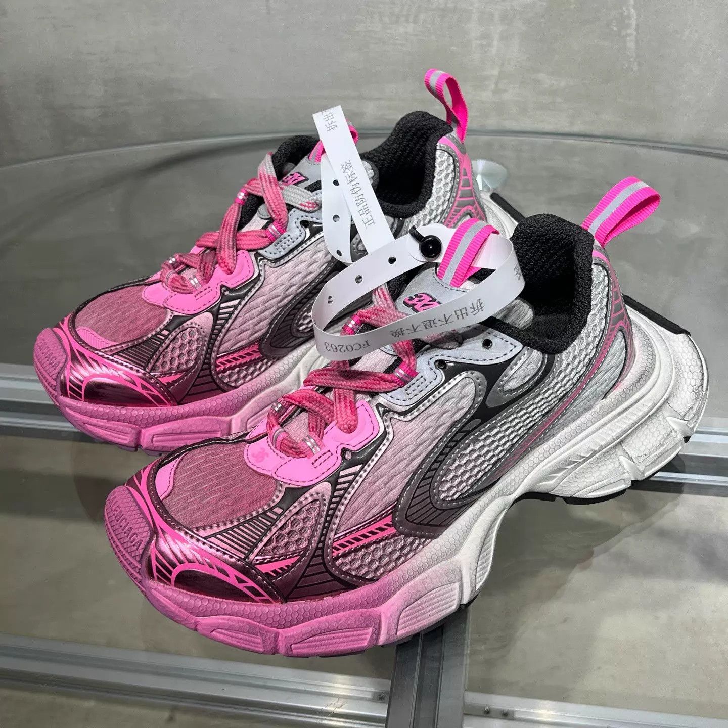 Balenciaga Balenciaga BLCG 3XL dad shoe white pink 36 new original box Size US 5.5 / IT 35.5 - 2 Thumbnail