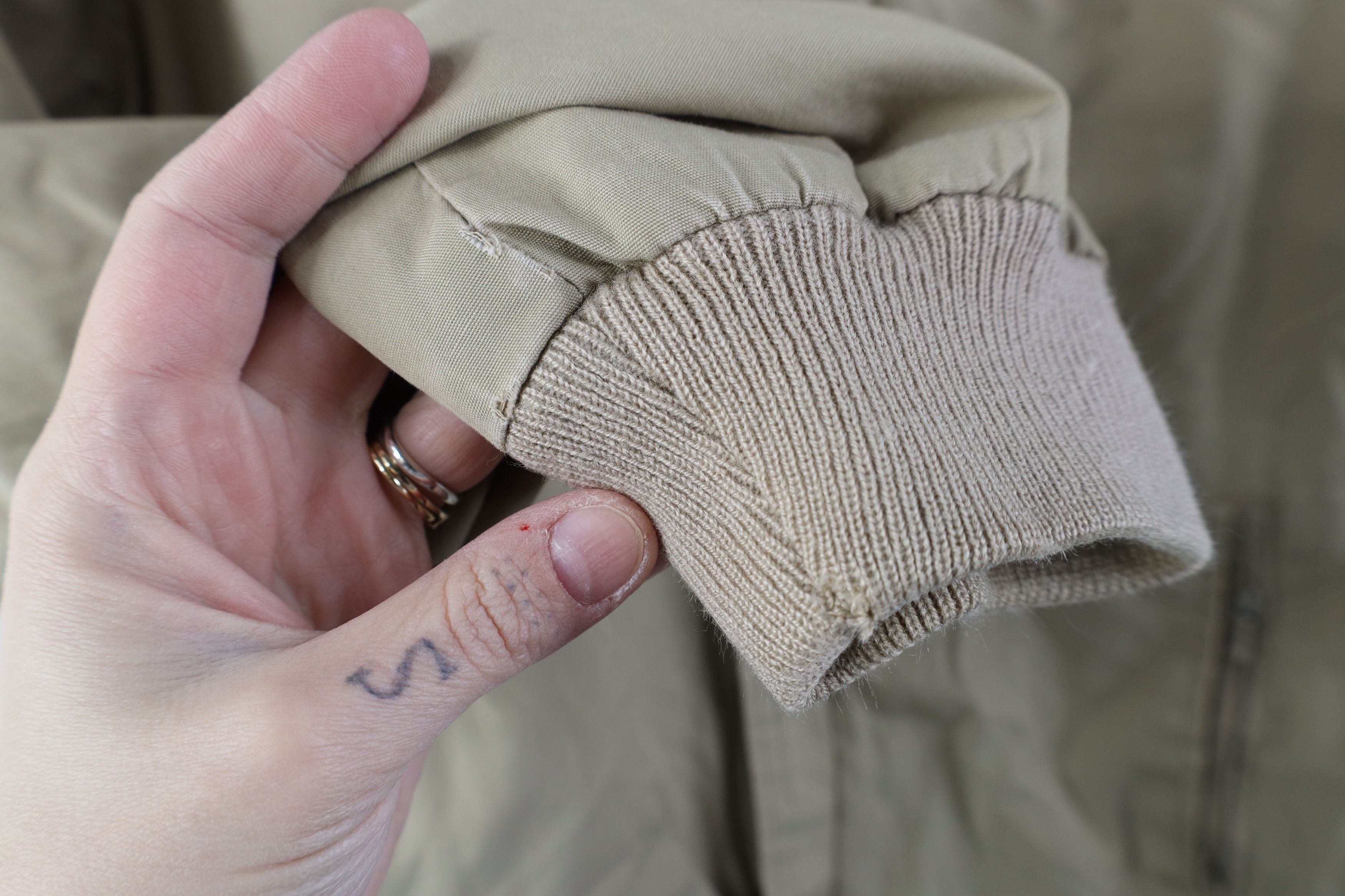 Vintage Vintage 90s Streetwear Catalina Bomber Jacket Beige Size US L / EU 52-54 / 3 - 7 Thumbnail