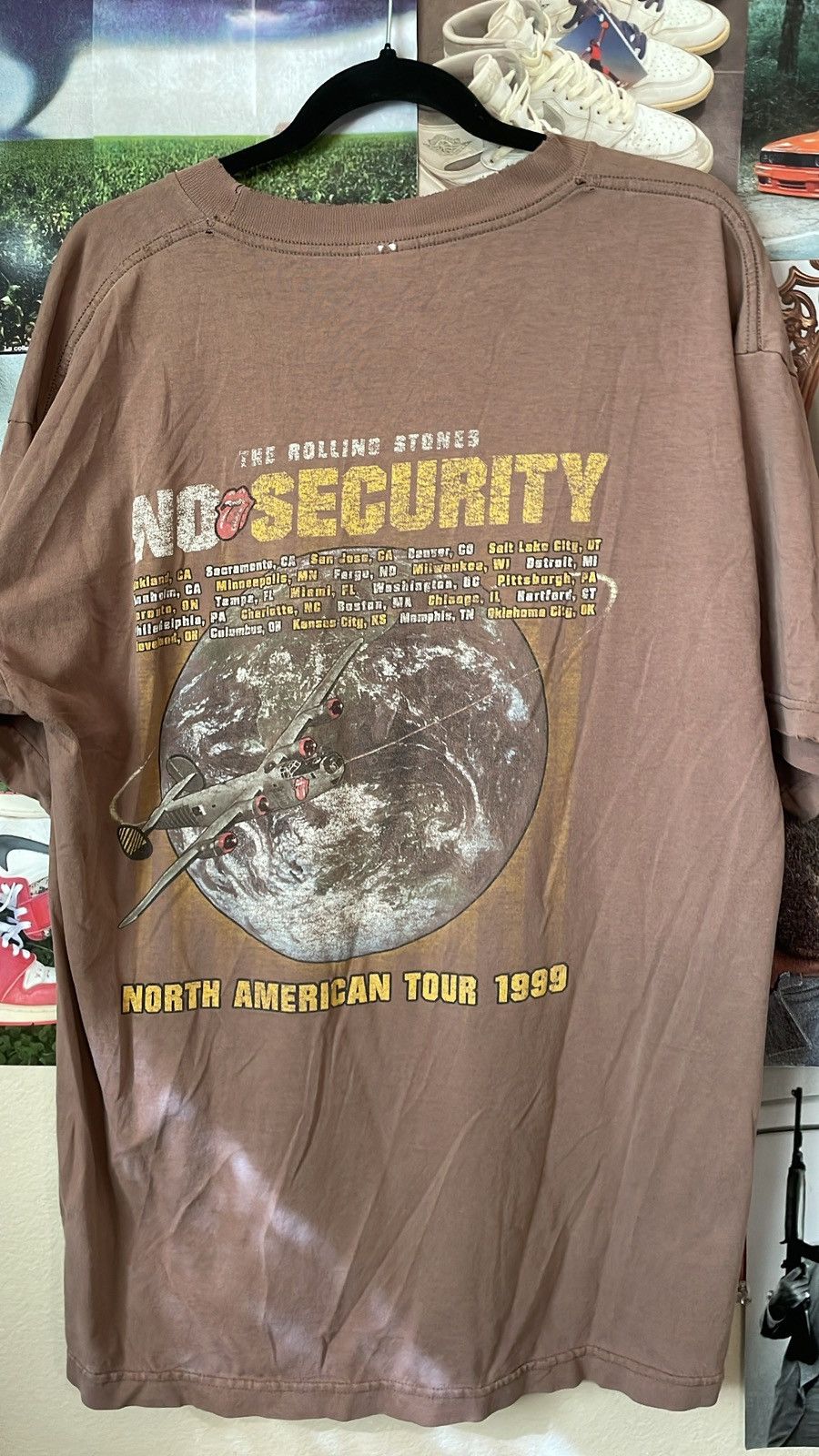 Vintage Rolling Stones 1999 No Security Tour Tee Size US XL / EU 56 / 4 - 1 Thumbnail