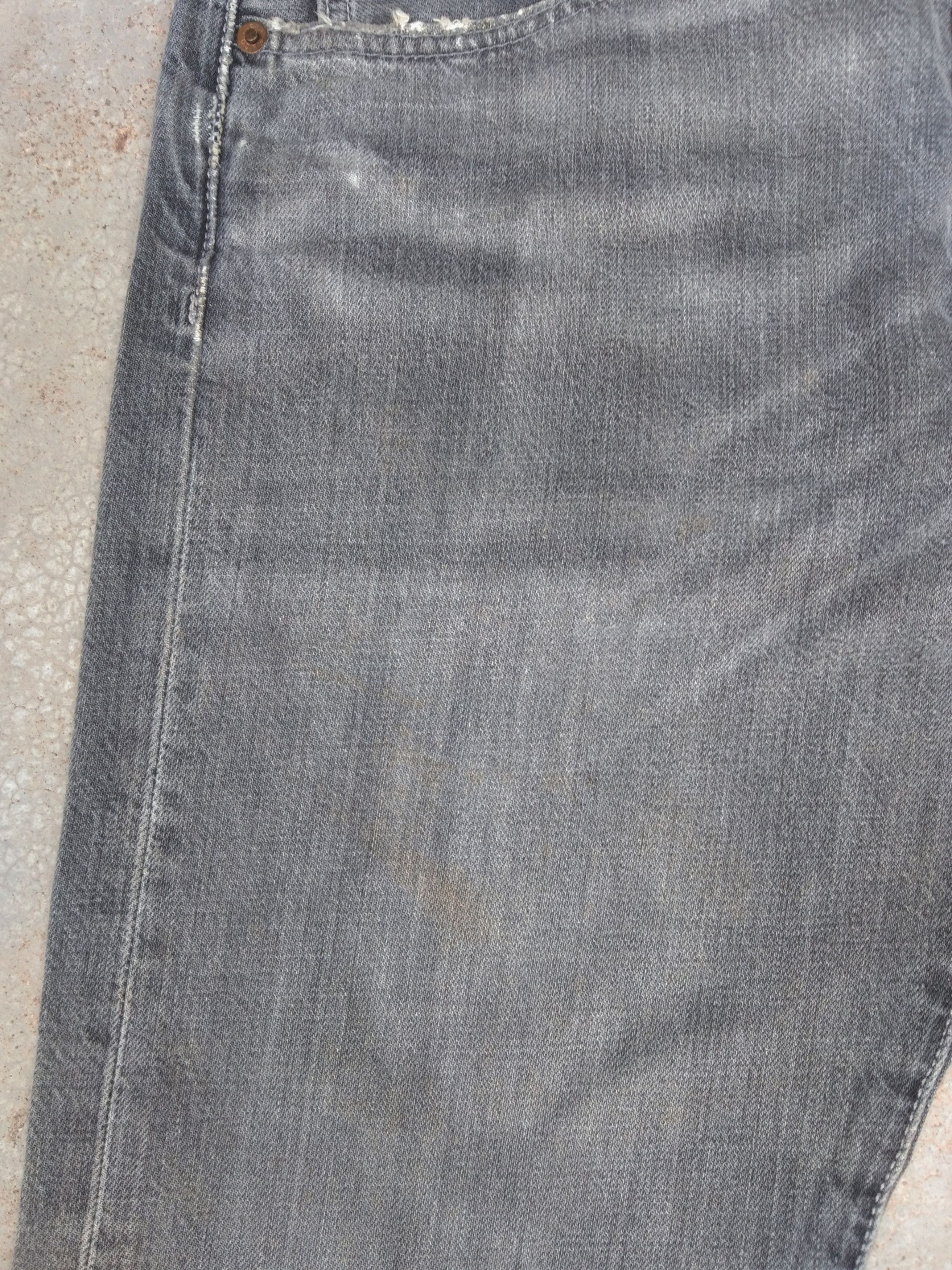 Levi's × Vintage Vintage Levis 501 Grey Distressed Jeans 30x32 Size US 30 / EU 46 - 5 Thumbnail