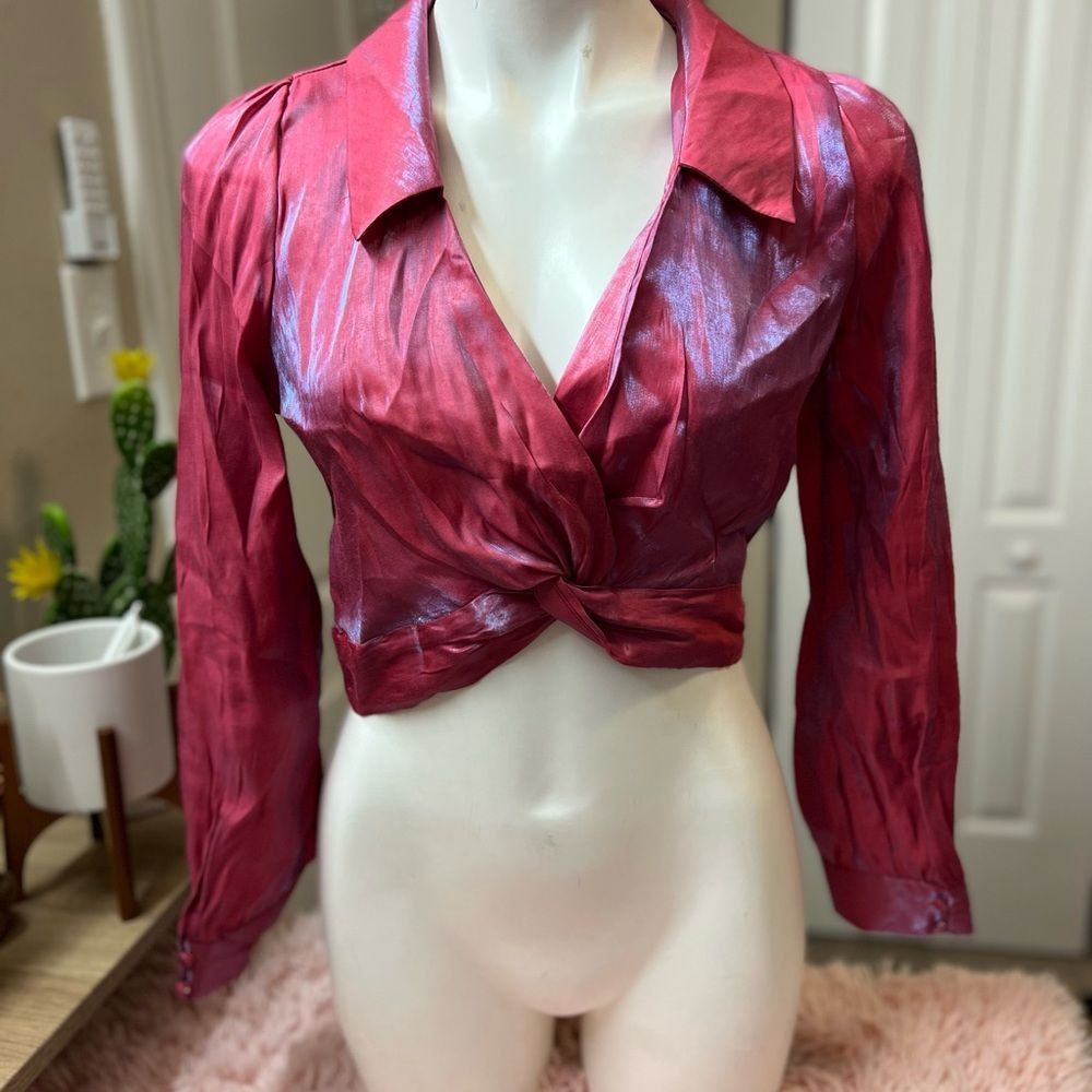 Other Milk & Honey Red Pink Sheer Crop Top Twist Front Long Sleeve Size M / US 6-8 / IT 42-44 - 2 Thumbnail