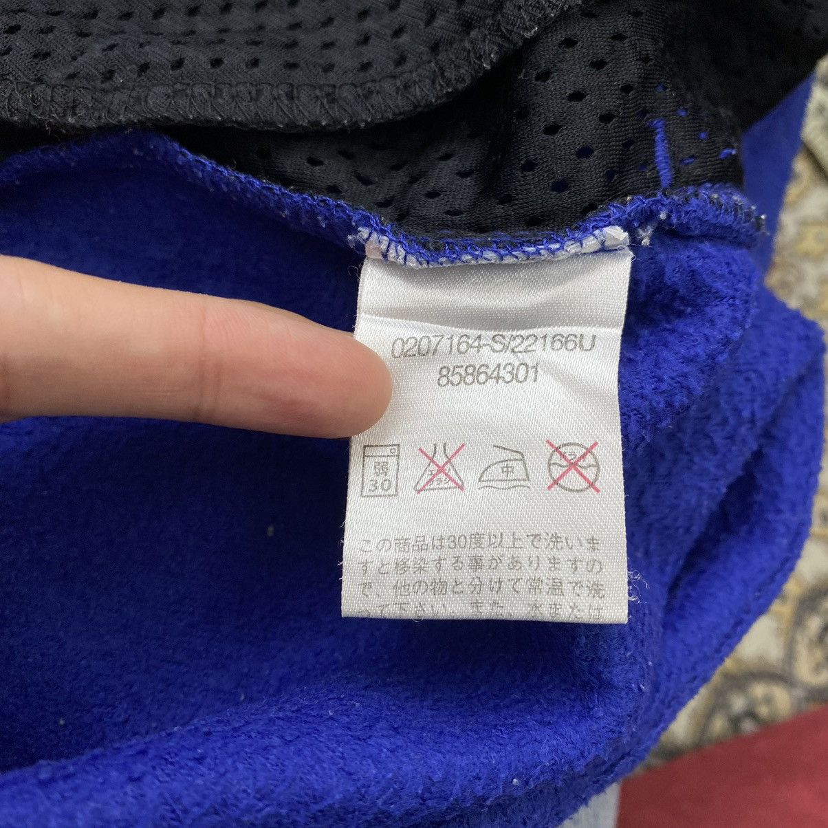 Tommy Hilfiger × Vintage Vintage TOMMY HILFIGER Small Embroidered Brand Sherpa Blue Size US XXL / EU 58 / 5 - 5 Thumbnail