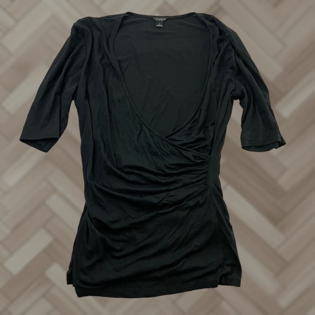 Ann Taylor Ann Taylor Cross Front Shirt Small Black Women Shirt XS? Size S / US 4 / IT 40 - 1 Thumbnail