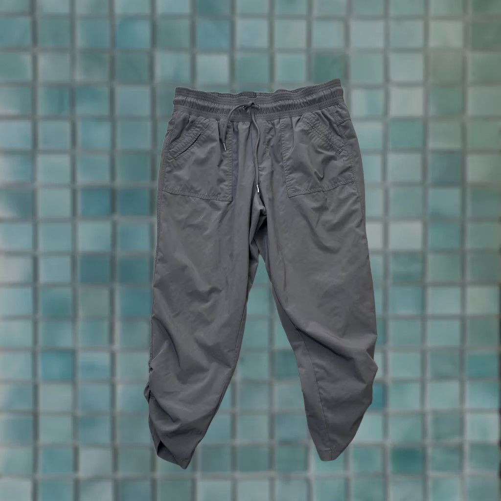 Prana Prana Pants Womens Small Gray Ripstop Capri Drawstring Yoga Athleisure Size 28" / US 6 / IT 42 - 1 Thumbnail