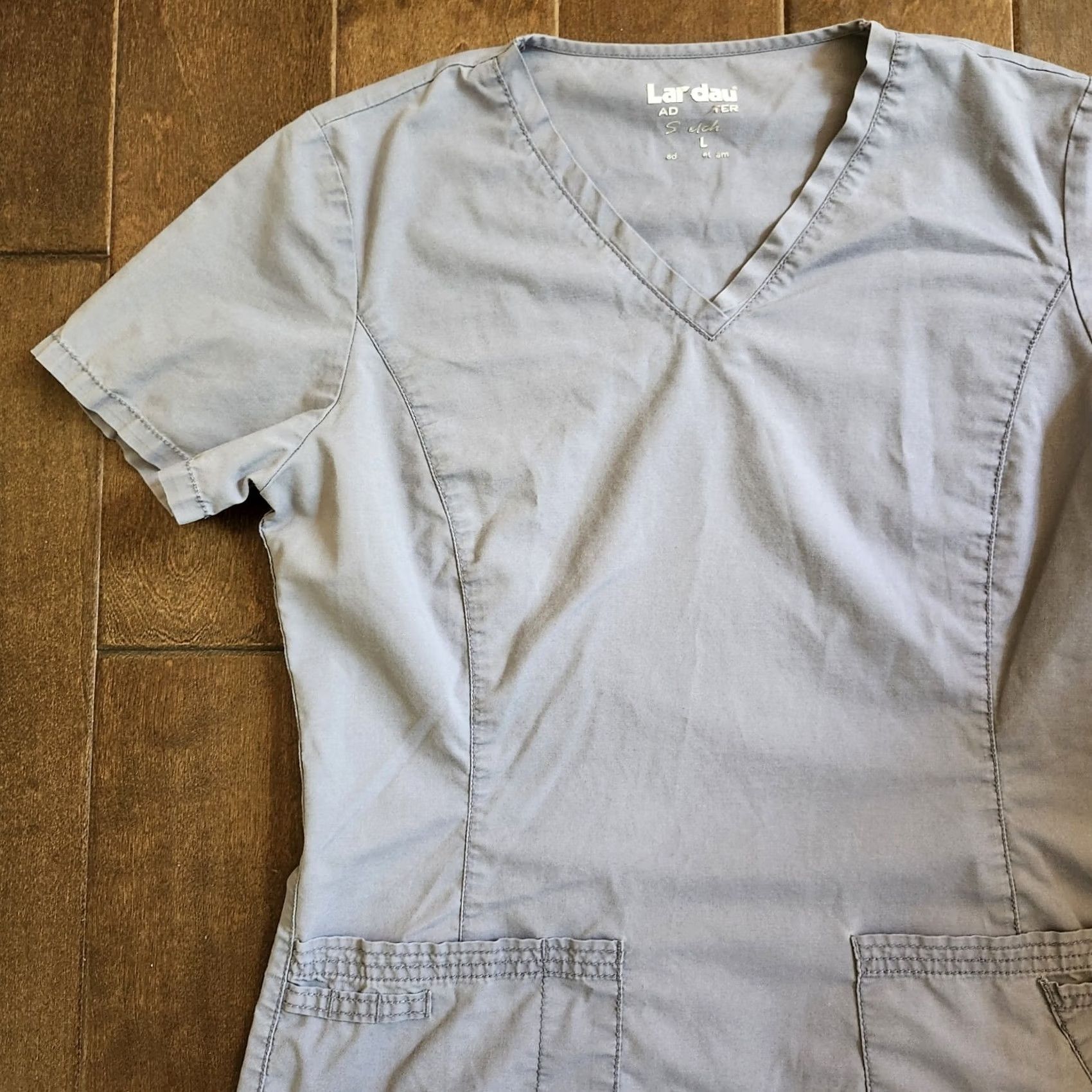 Vintage Landau Medical Gray Scrub Top W/ Pockets - Size Large - Unisex, Cotton, Solid, Medical Size US L / EU 52-54 / 3 - 2 Thumbnail