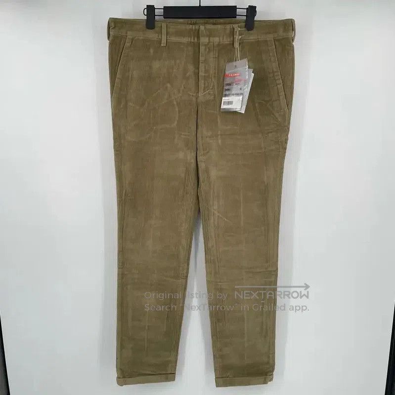 Prada Prada Khaki Casual Pants for Men. Size US 44 / EU 60 - 1 Thumbnail