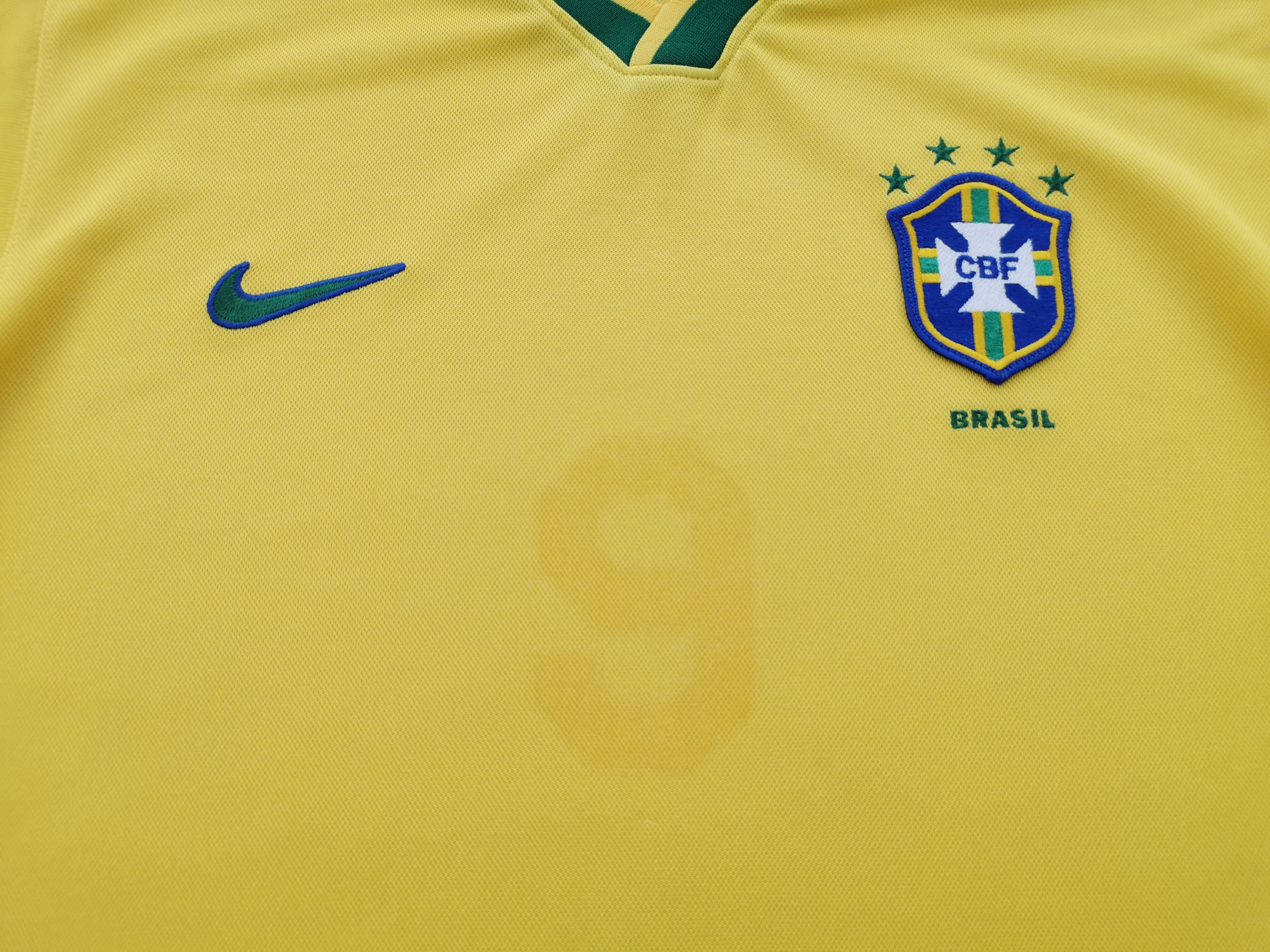 Nike Vintage 90s Brazil Ronaldo #9 WorldCup Football by Nike Size US M / EU 48-50 / 2 - 4 Thumbnail
