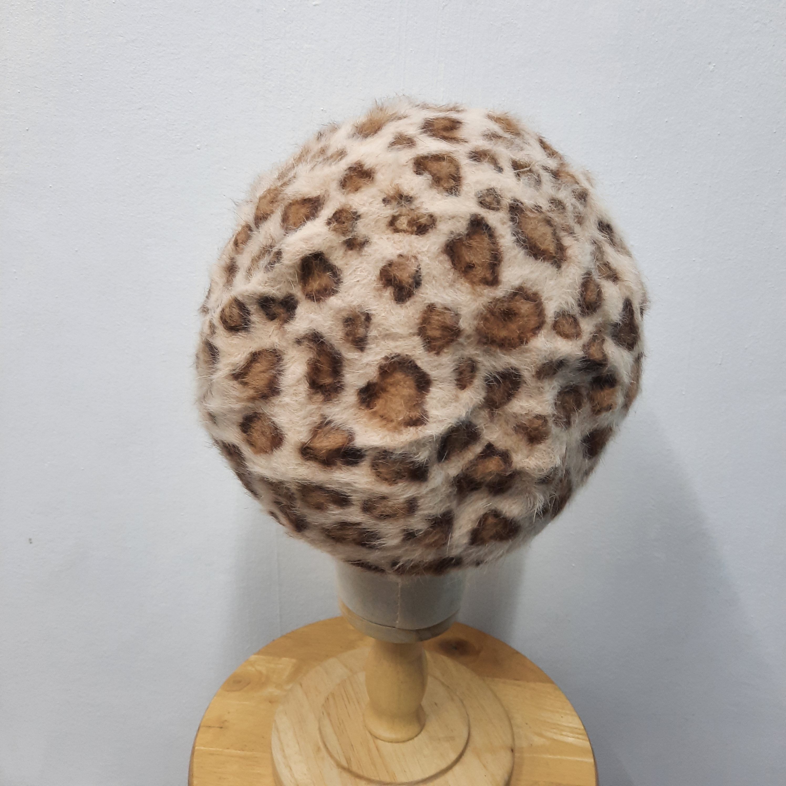 If Six Was Nine 💥 Ingni harajuku style leopard fur beret hat Size ONE SIZE - 5 Thumbnail