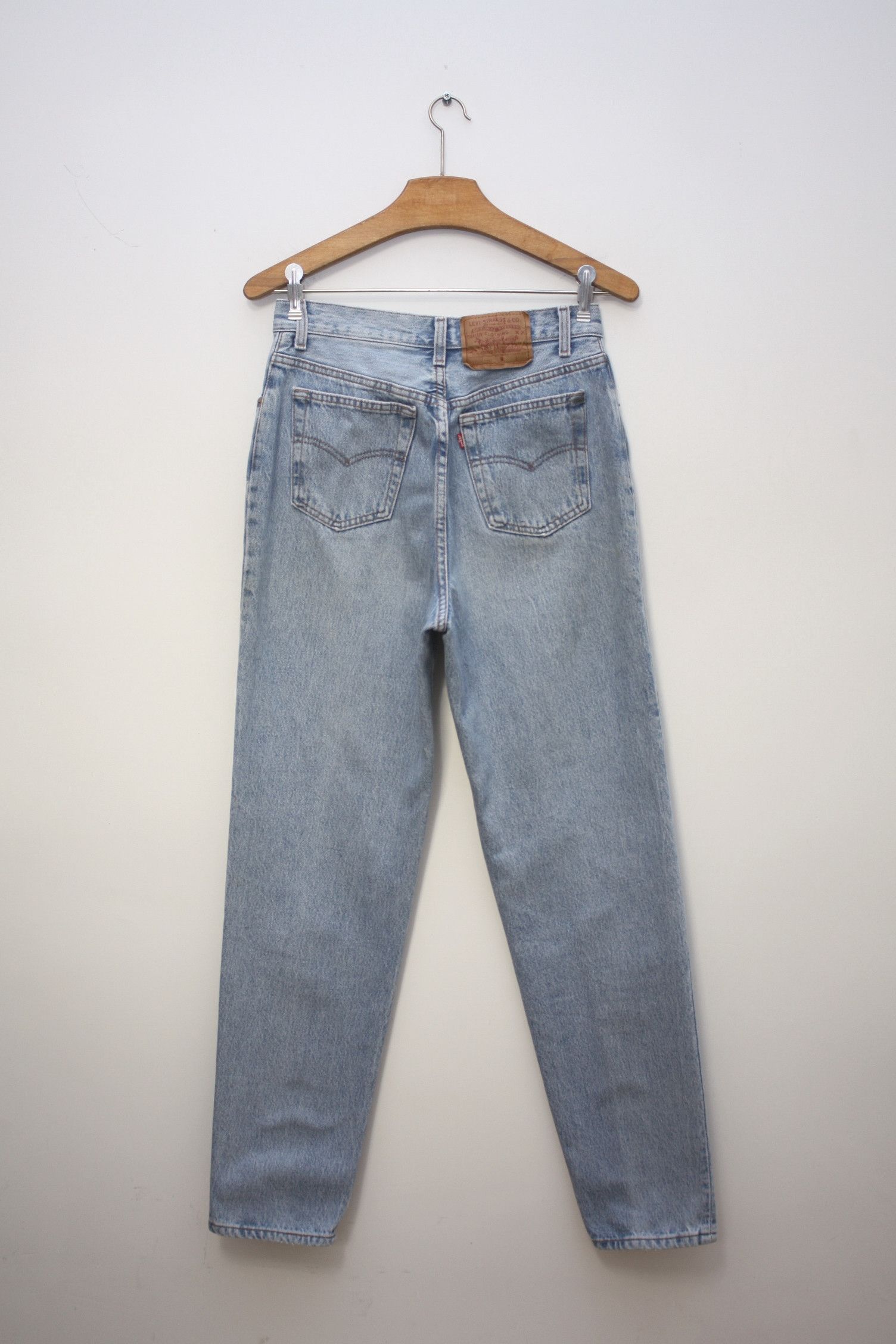 Levi's Vintage Clothing Levi's 17501-0191 Vintage Blue Denim Jeans Made In USA Size US 28 / EU 44 - 2 Thumbnail
