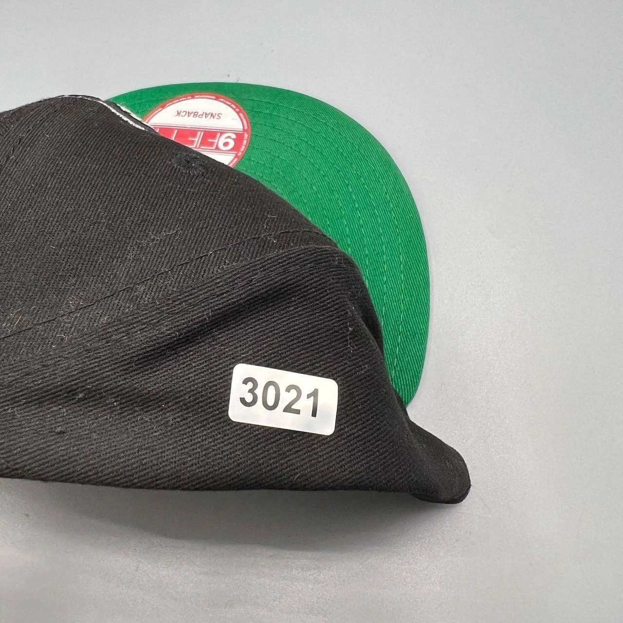 New Era Boston Celtics Hat Men Black NBA Snap Back Hardwood Classics Size ONE SIZE - 8 Thumbnail