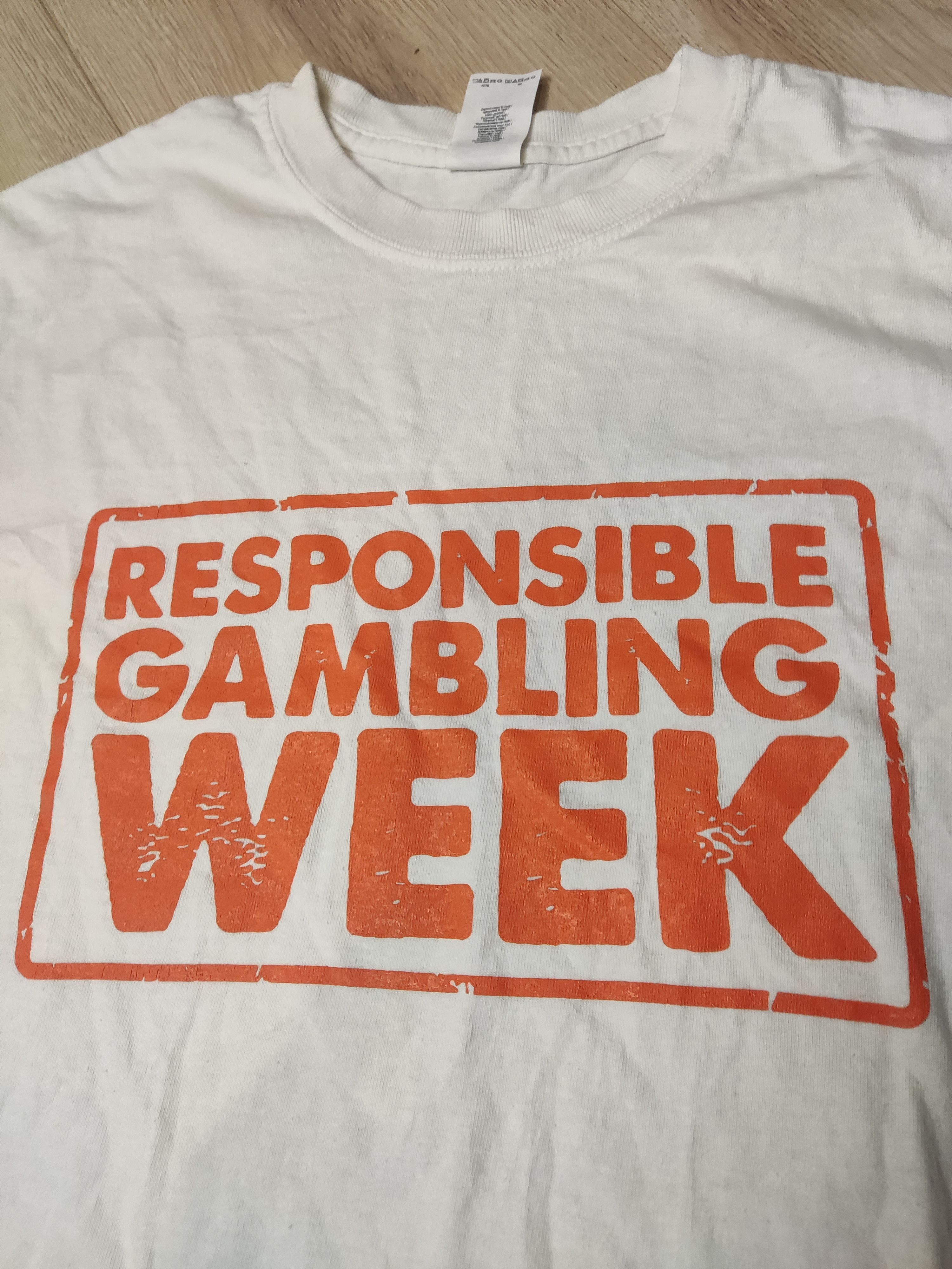 Band Tees × Japanese Brand vintage responsible gambling week 2000s y2k graphic tee slot Size US M / EU 48-50 / 2 - 1 Thumbnail
